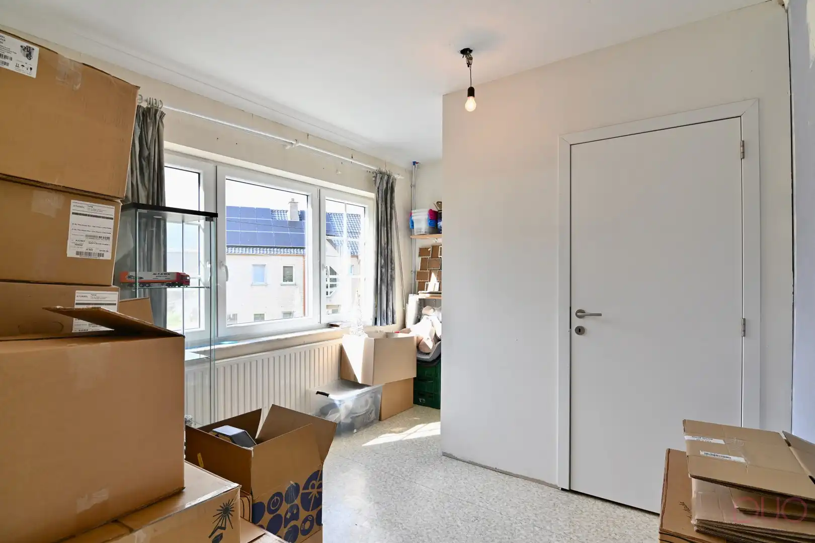 Rustig gelegen gezinswoning met vier slaapkamers en dubbele garage foto 18