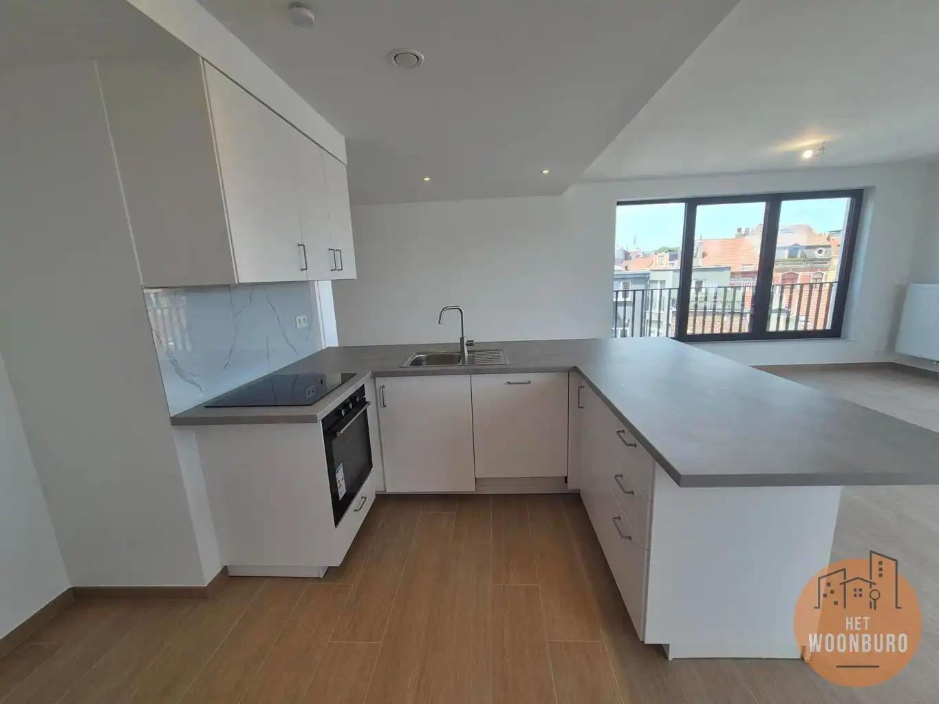 Nieuwbouw penthouse met 3 slpks, terras en kelder foto 6