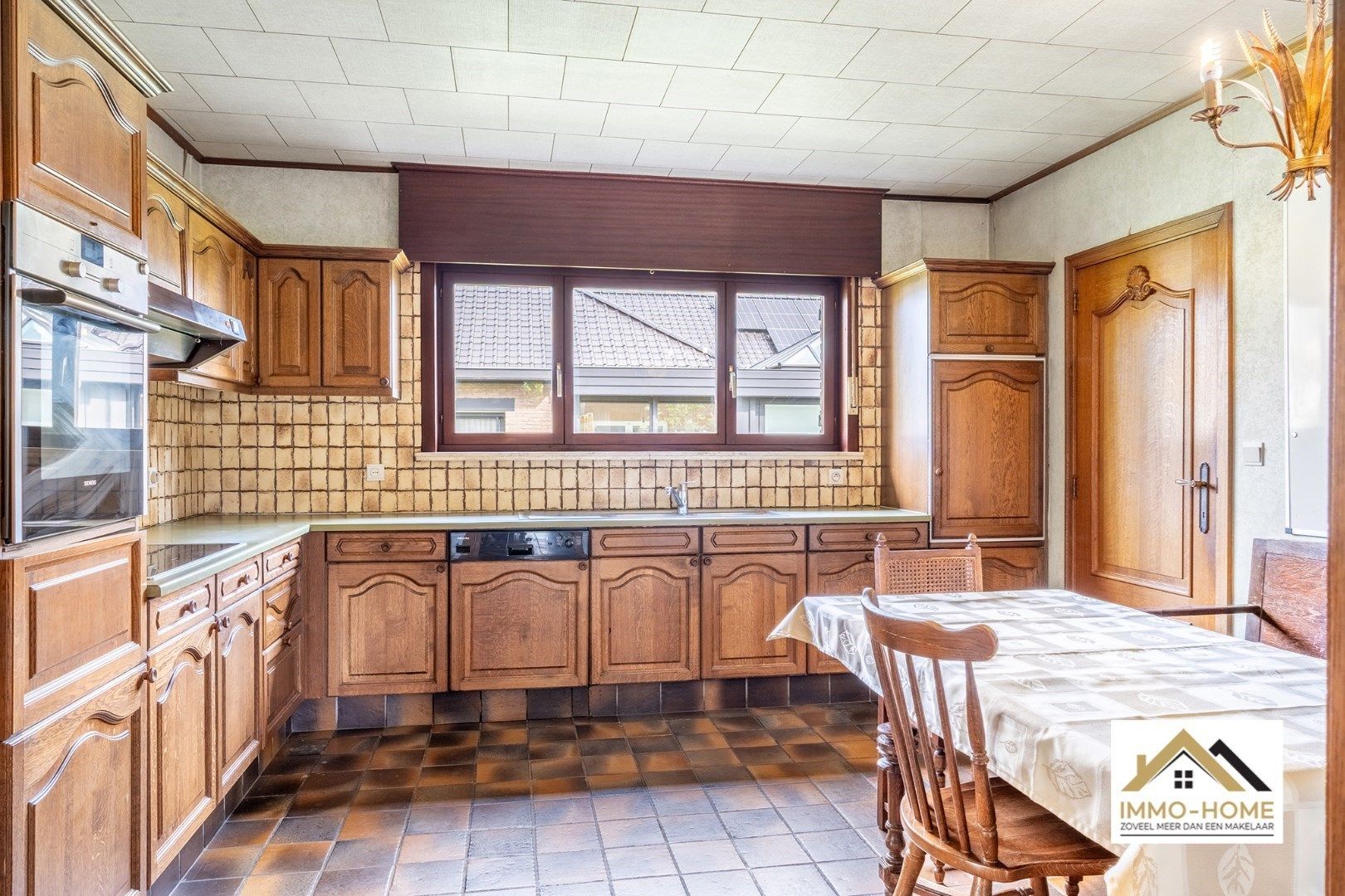 Vrijstaande woning in rustige buurt op topligging in Lochristi  foto 8