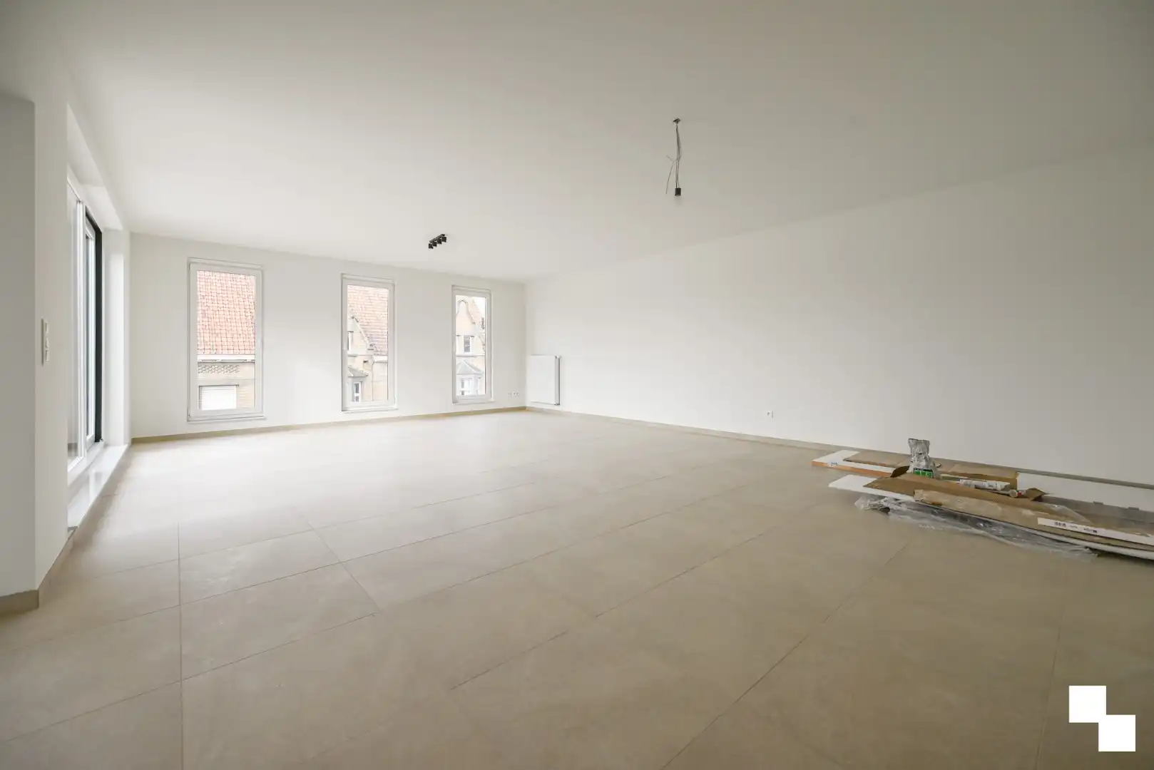 Energiezuinig penthouse met zonneterras te Izegem foto 3