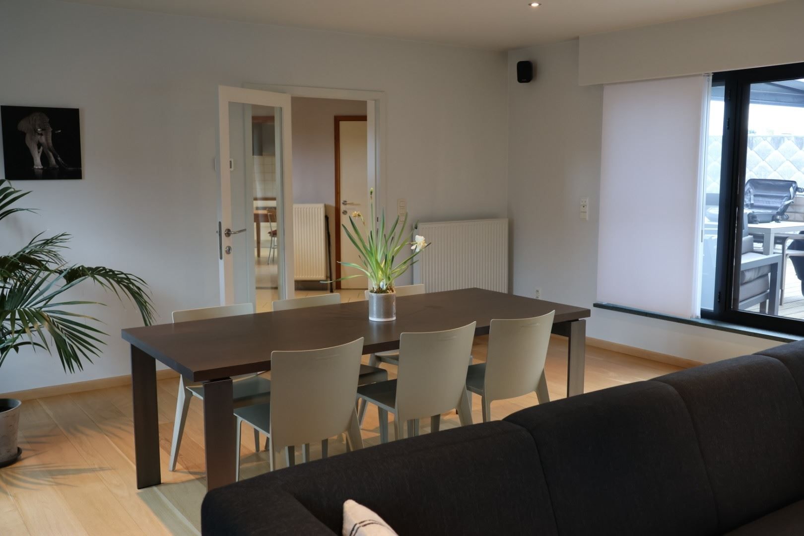 Uniek kantoorgebouw met duplex appartement te koop foto 15