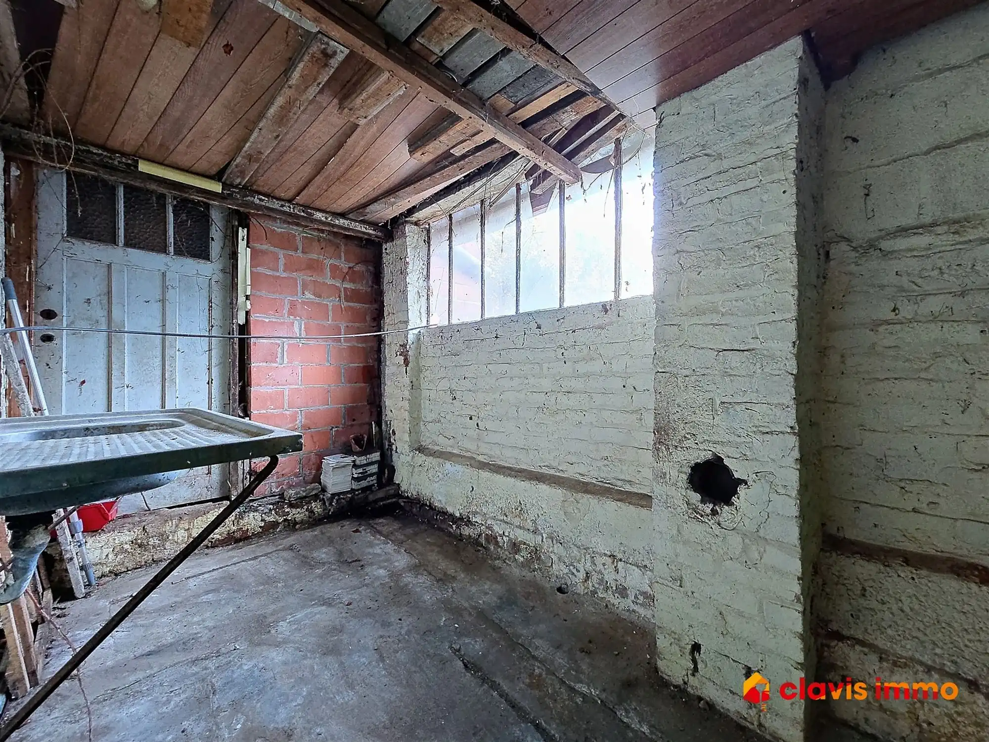 Volledig te renoveren woning met tal van mogelijkheden foto 6