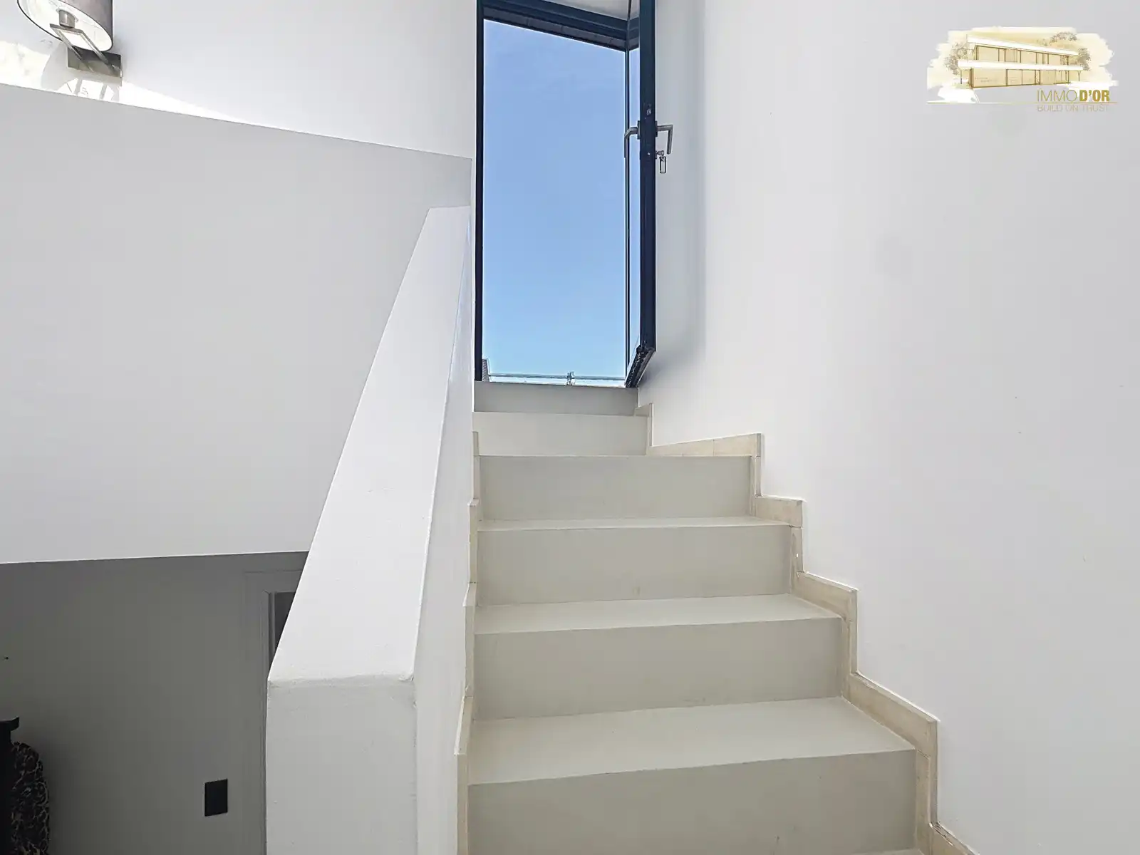 Stijlvolle duplex met 3 slaapkamers & zonovergoten terras foto 6