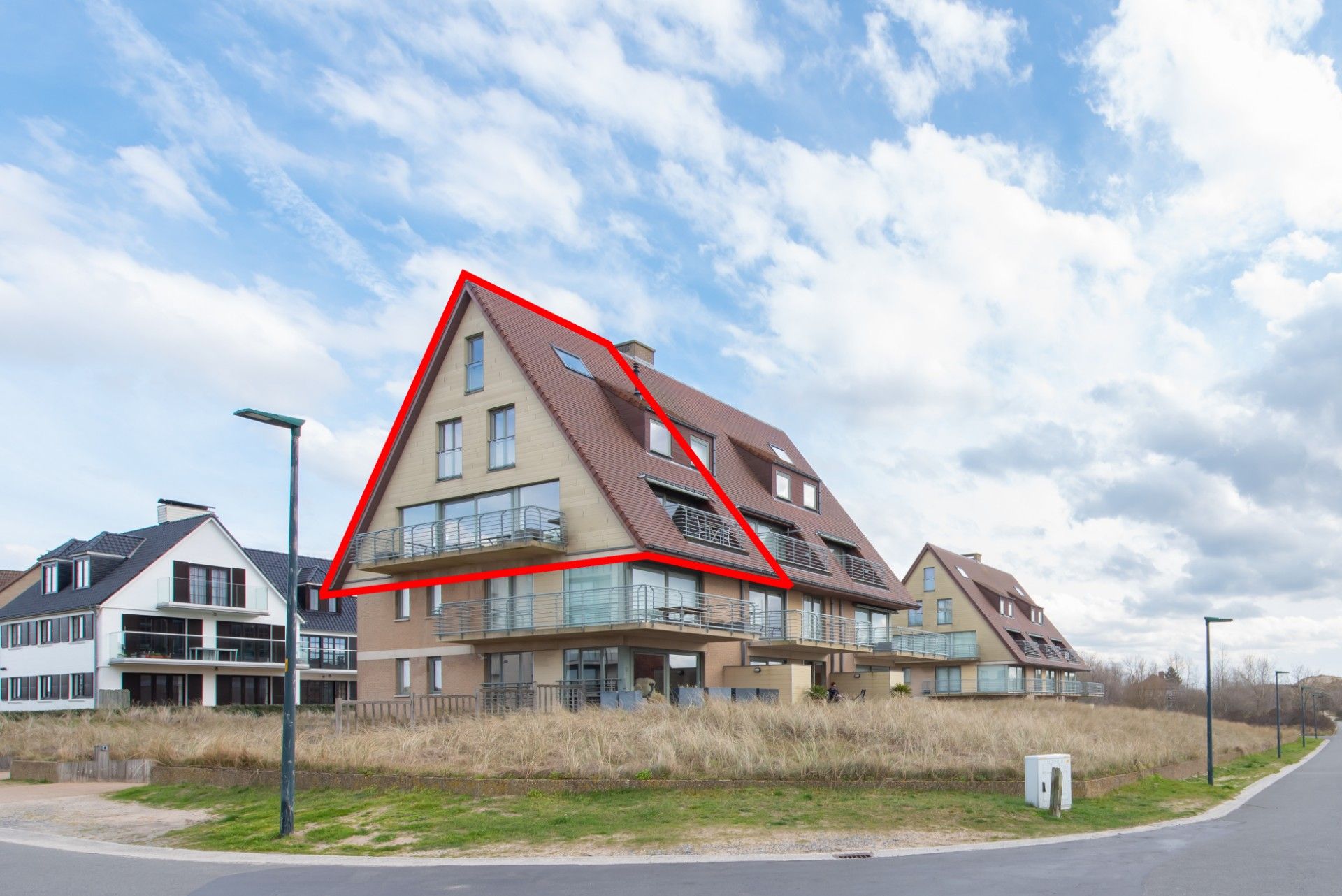 Prachtig gelegen penthouse met 4 slaapkamers en zonneterrassen. foto 28