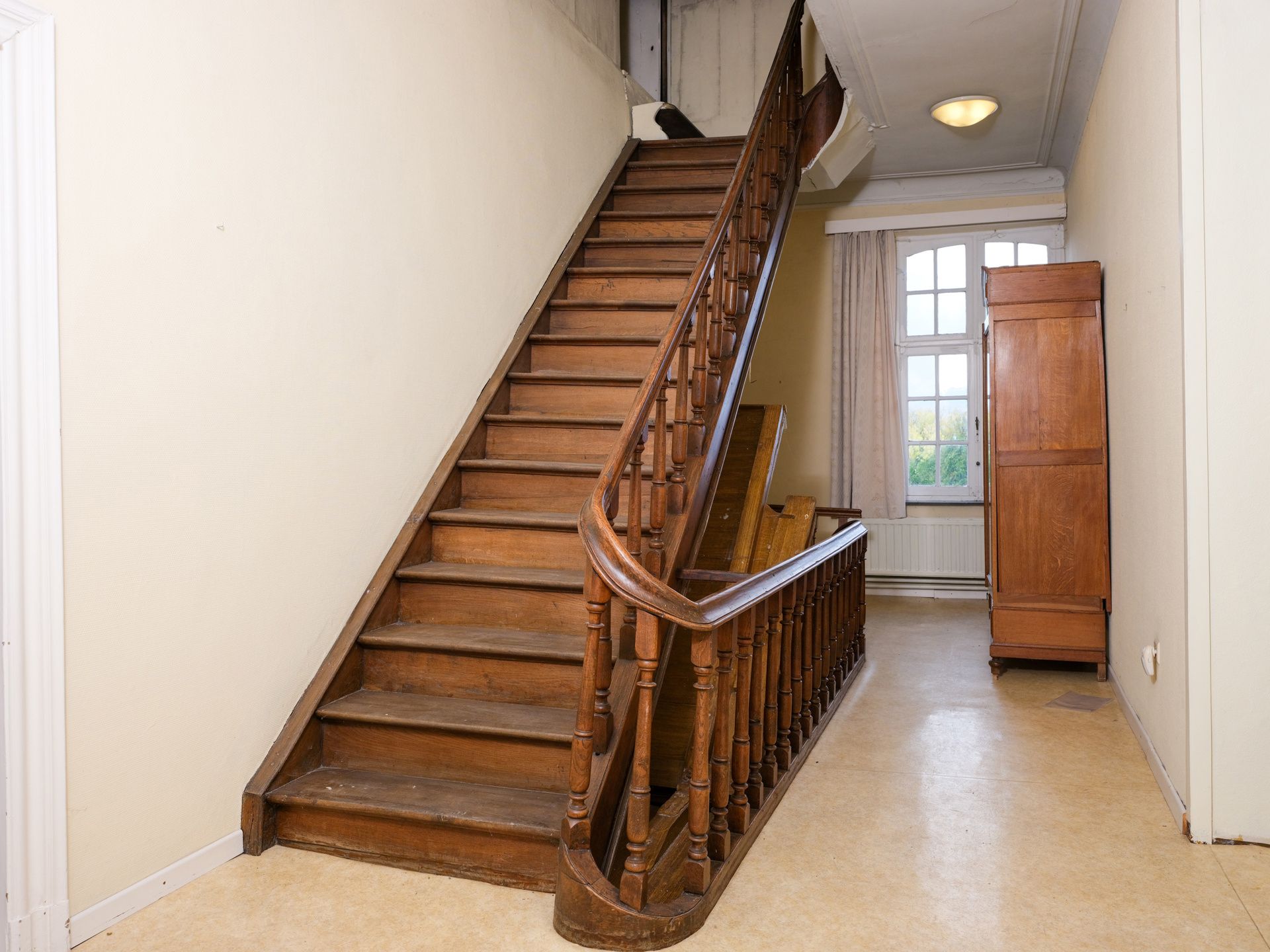 Authentieke (voormalige) pastorie op ruim perceel van 4.057 m² foto 18