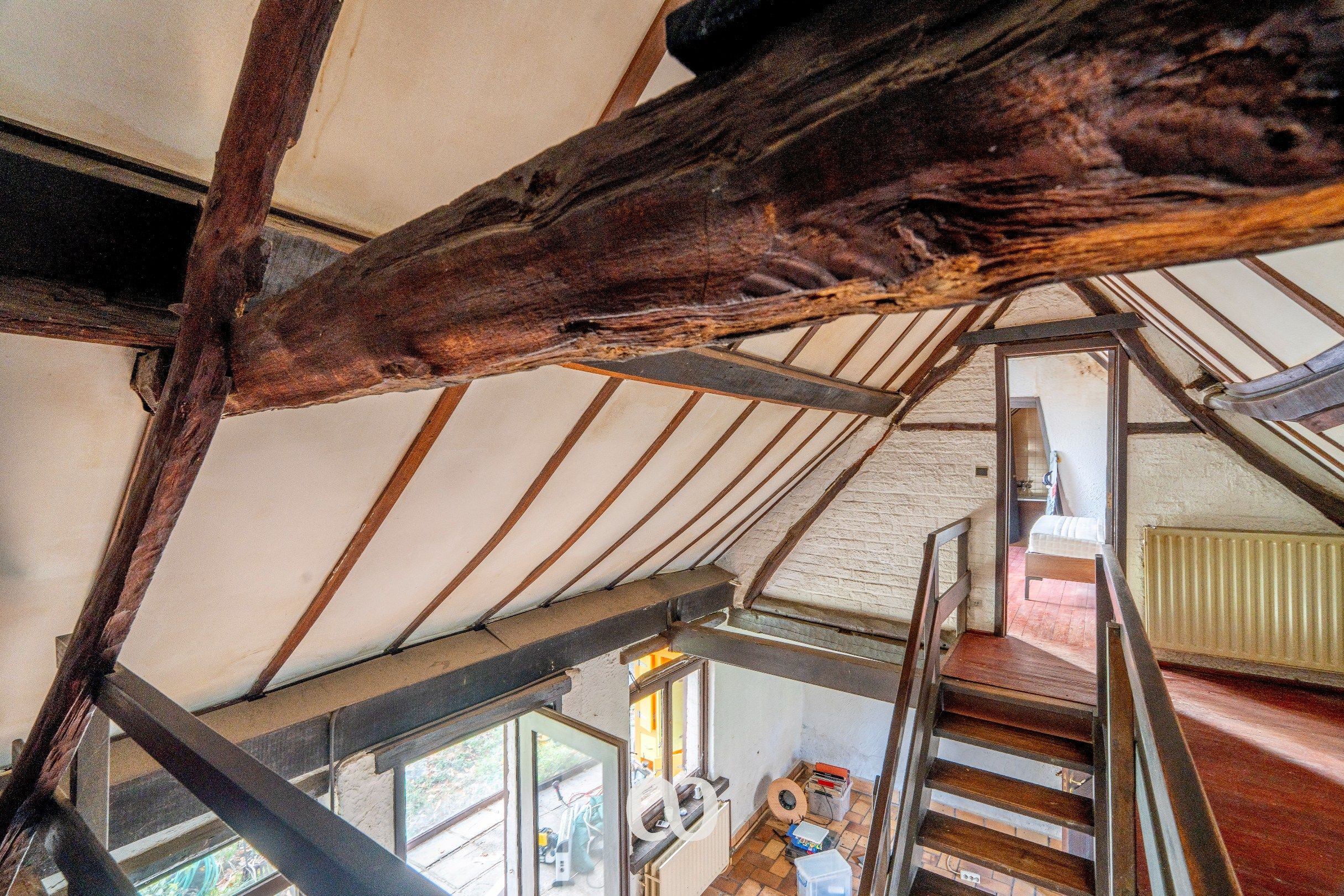 Te renoveren hoeve op sublieme ligging foto 12