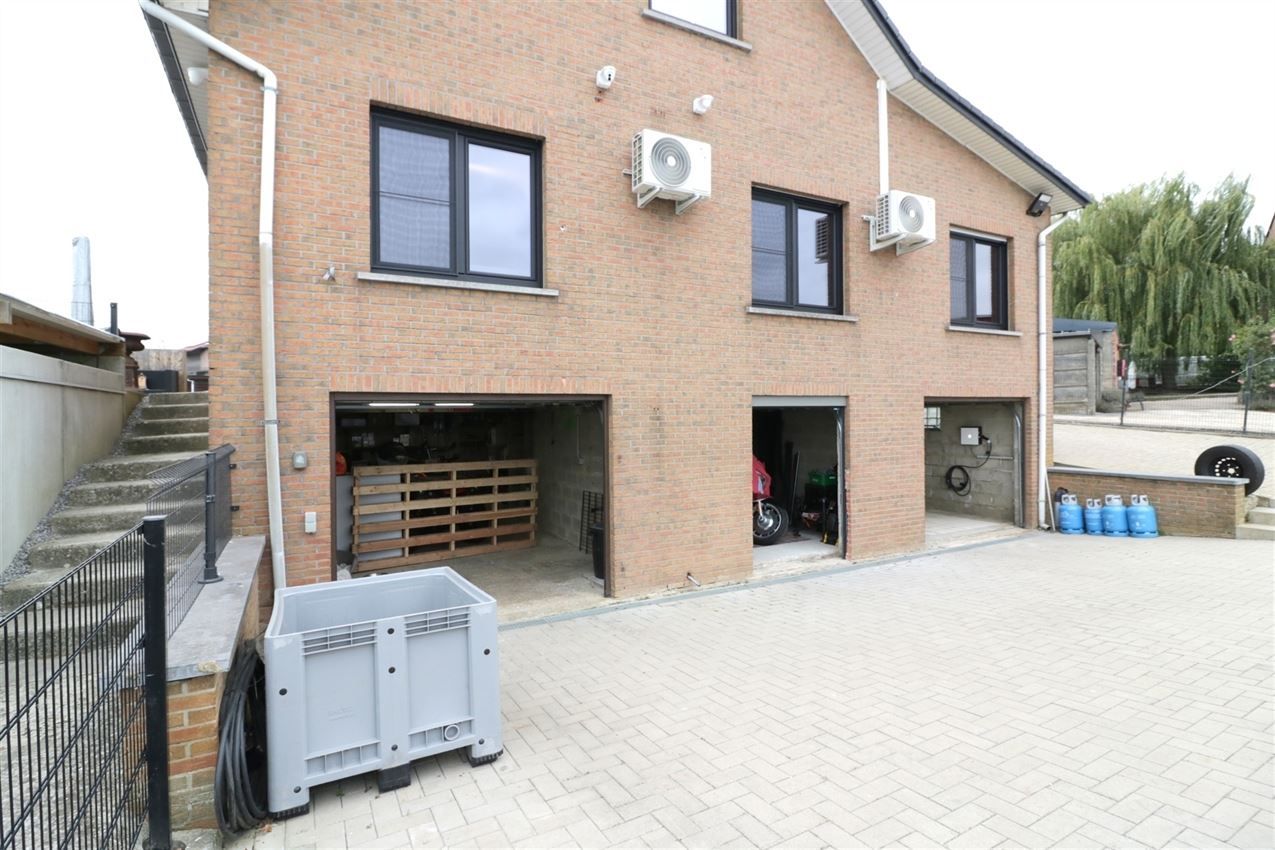 Tijdloos wonen in alle rust en comfort. Open groen uitzicht. Label B.  foto 27