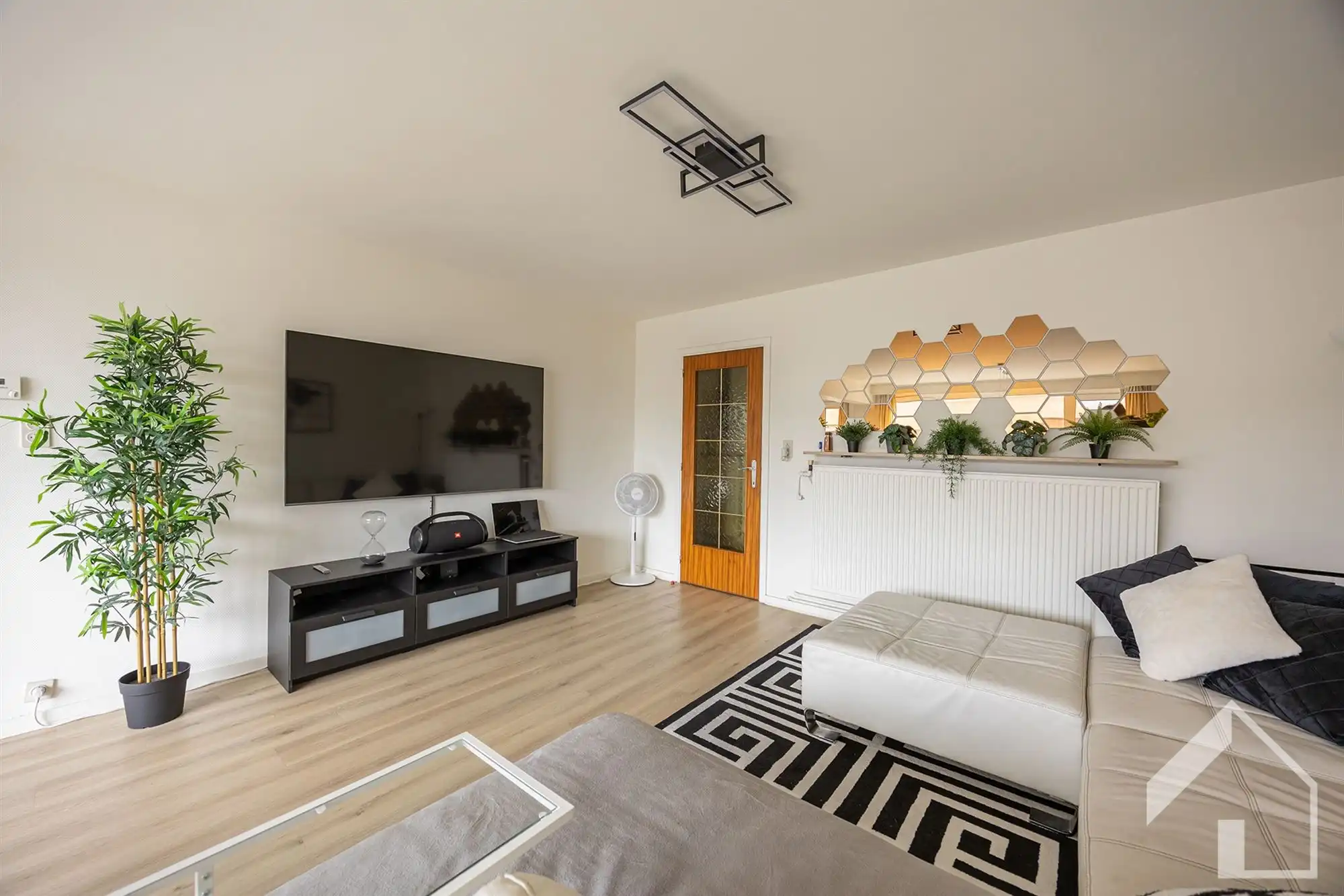 Appartement 2e verdieping + staanplaats foto 7