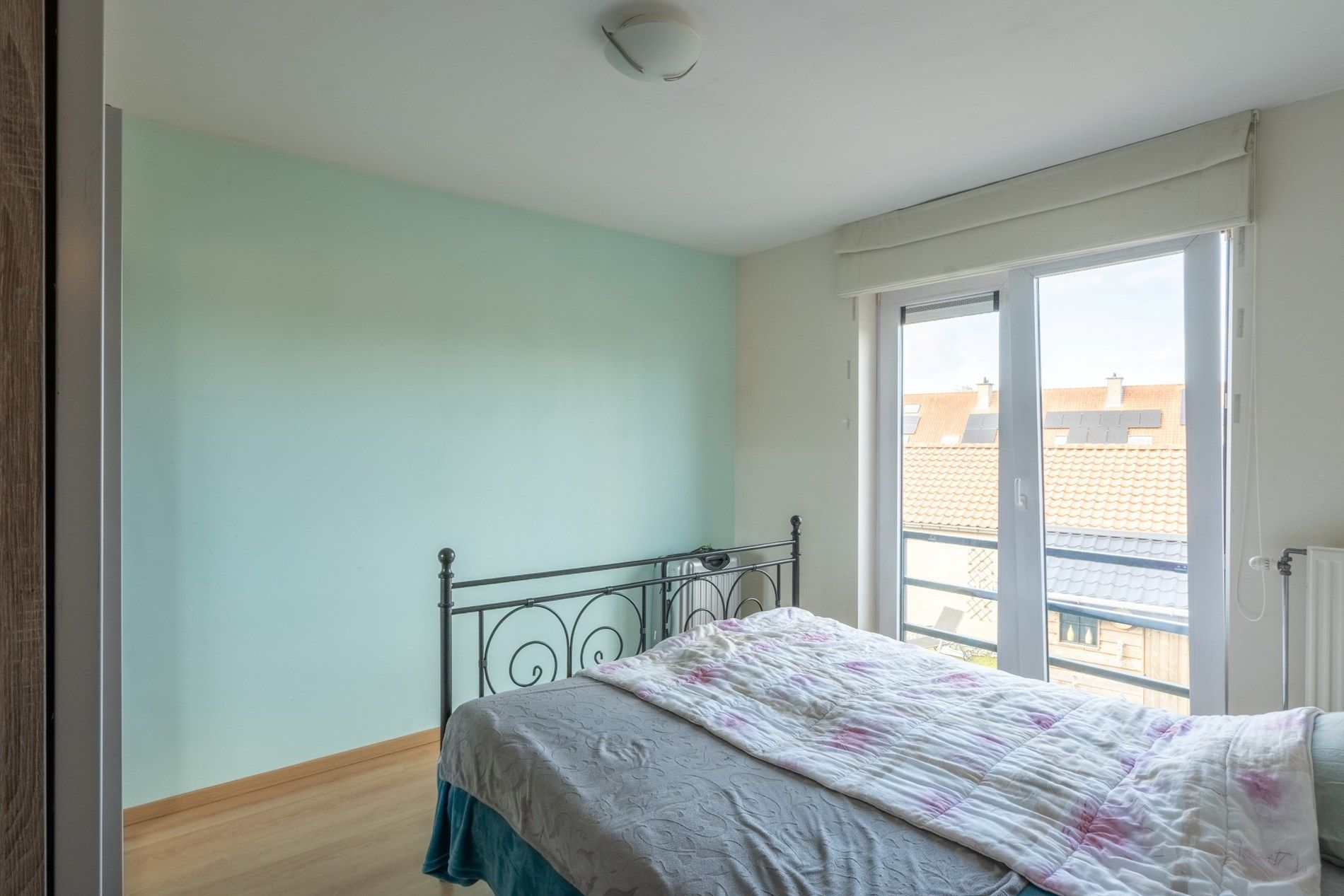 Ruim en zonnig appartement te Lissewege foto 12