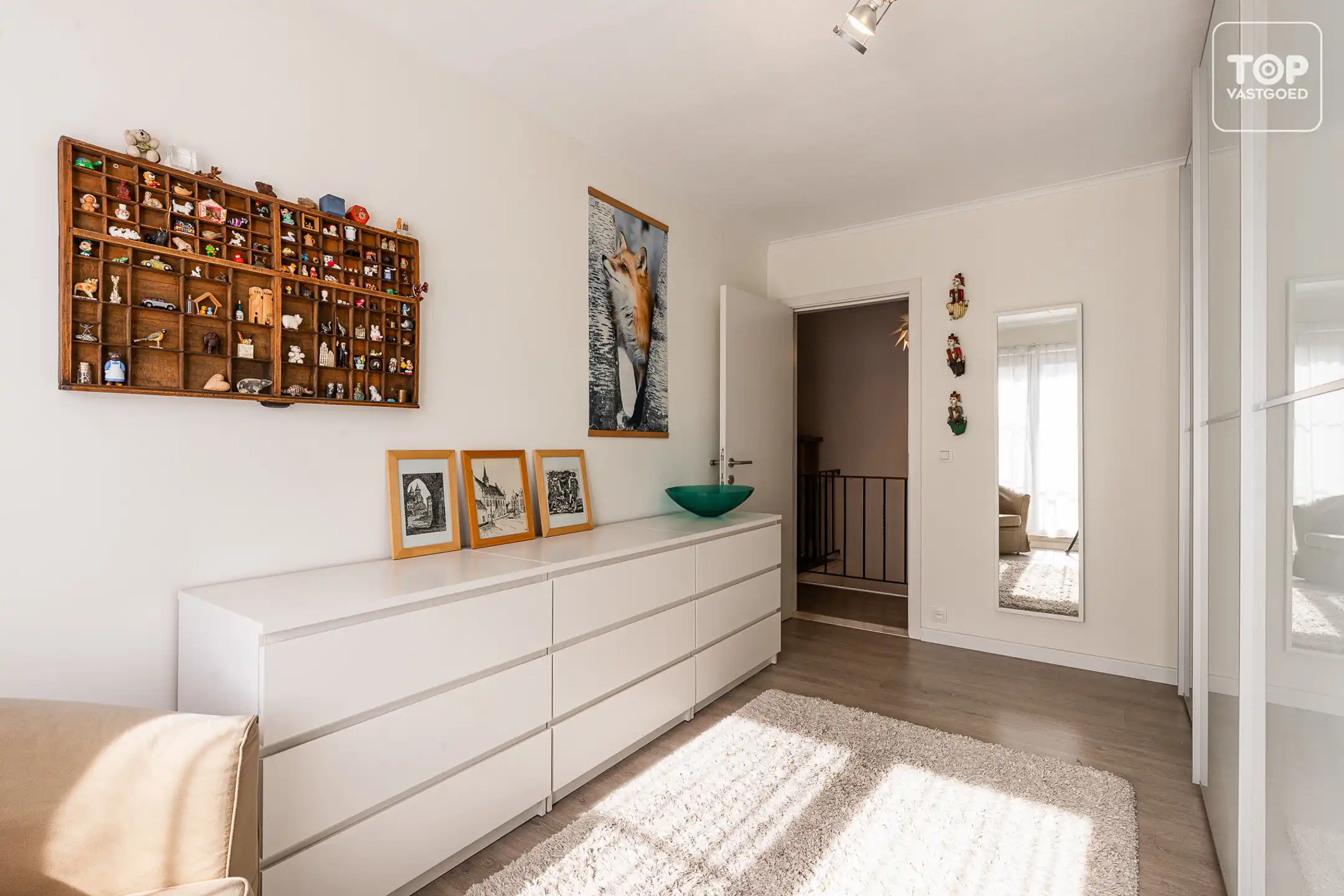Instapklare halfopen woning met 4 slaapkamers, garage en mooie tuin foto 19