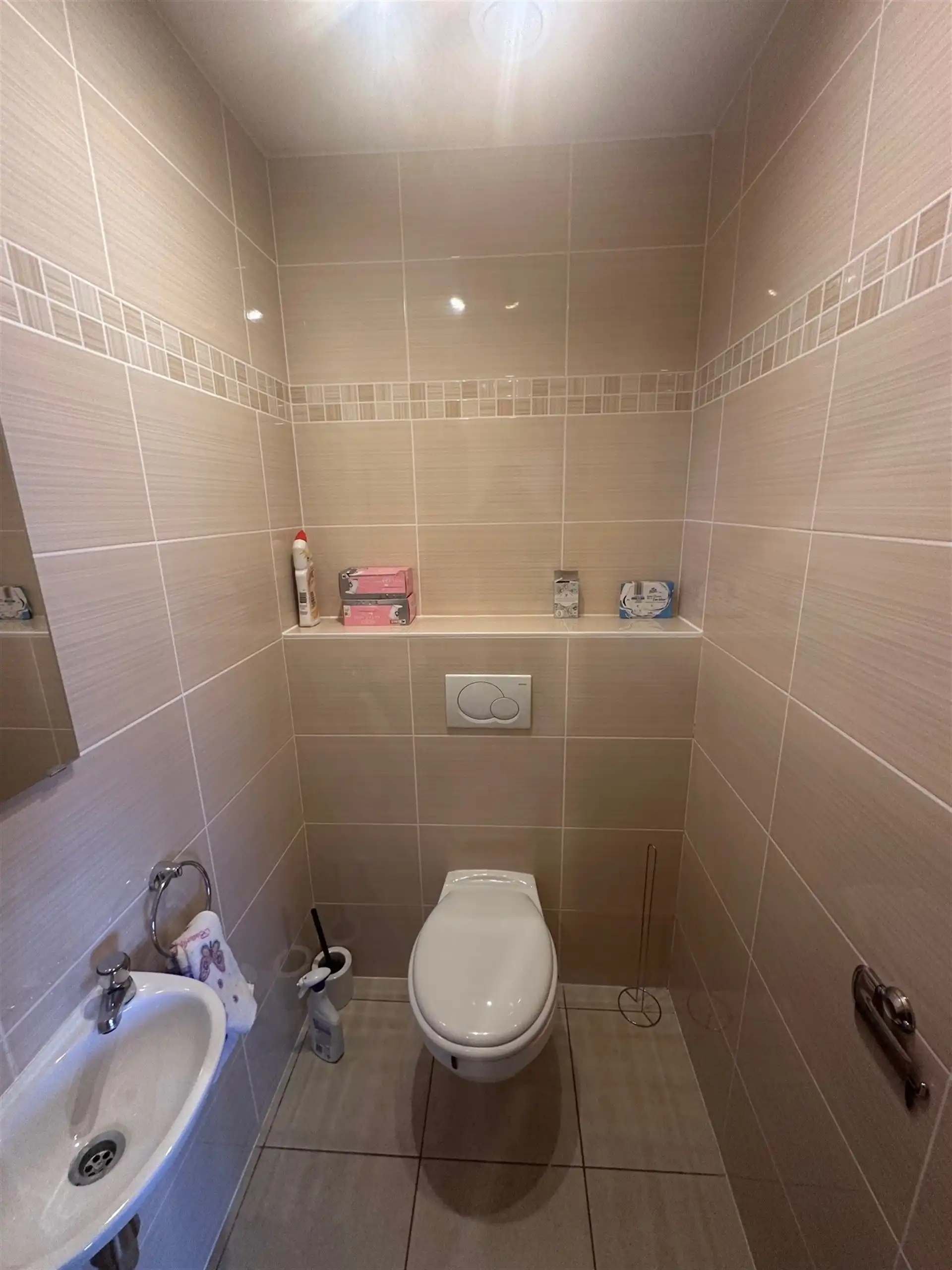 Ruim appartement met 2 slaapkamers nabij het centrum foto 9