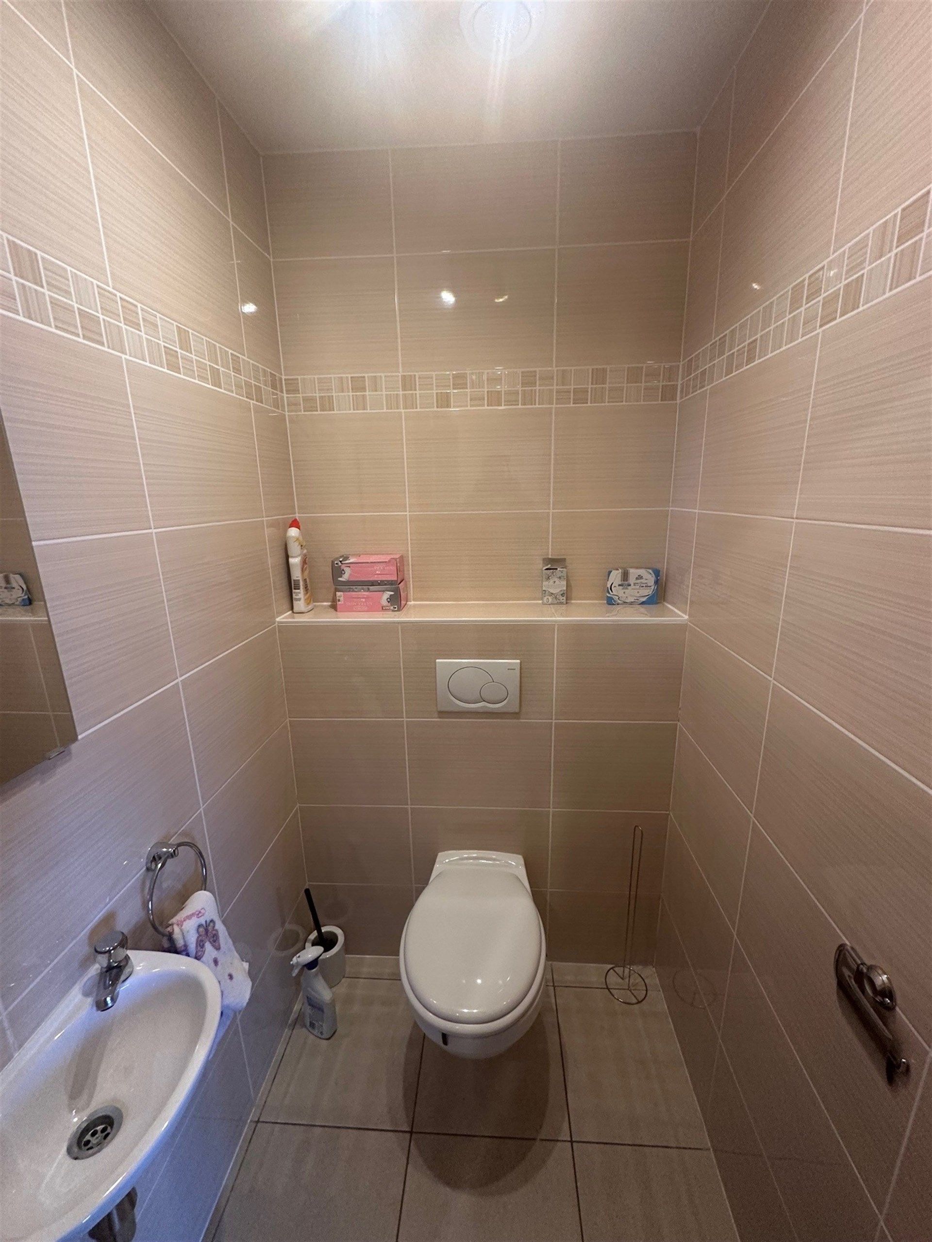 Ruim appartement met 2 slaapkamers nabij het centrum foto 9