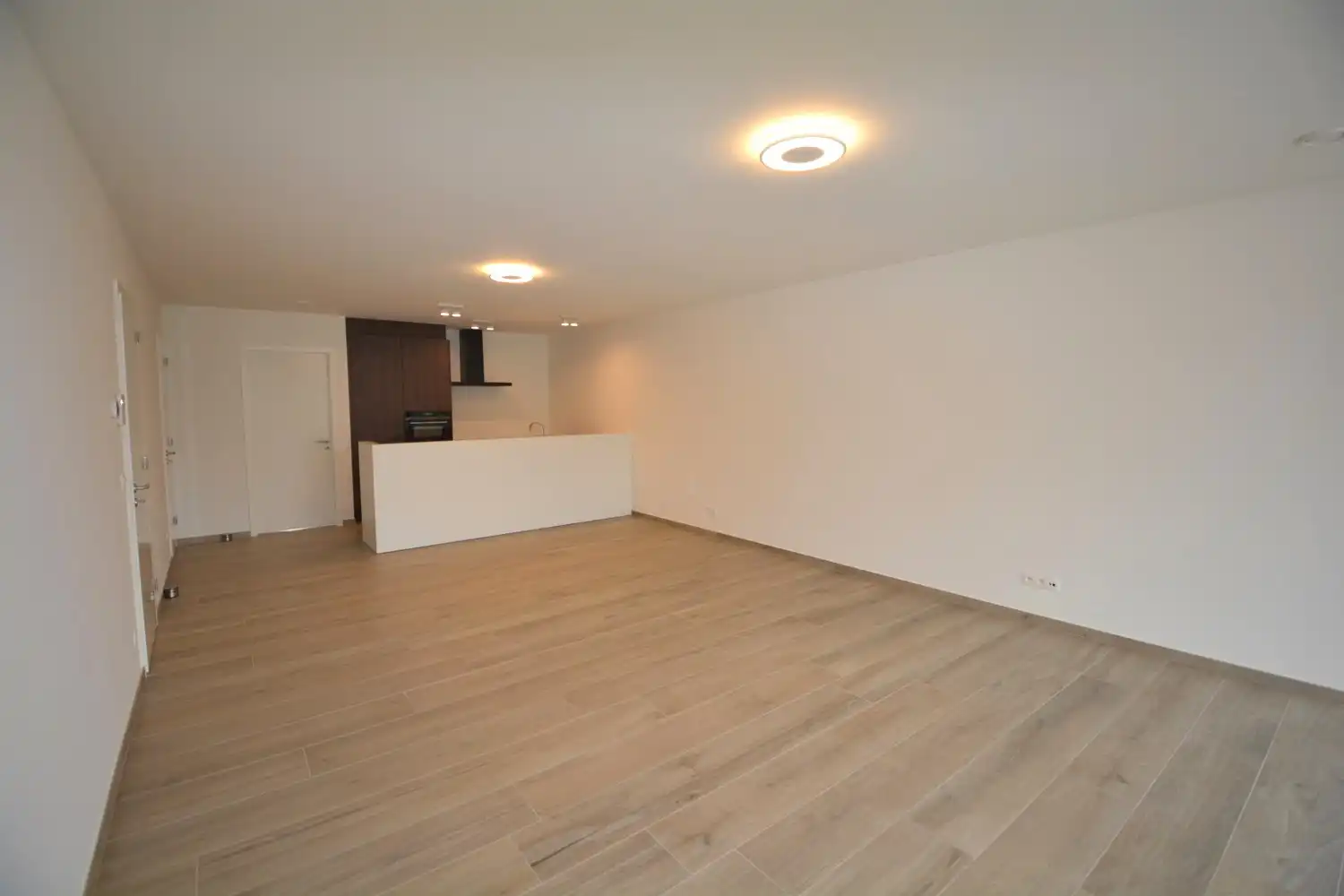 NIEUWBOUWAPP. MET 1 SLK, TERRAS EN GARAGEBOX! foto 4