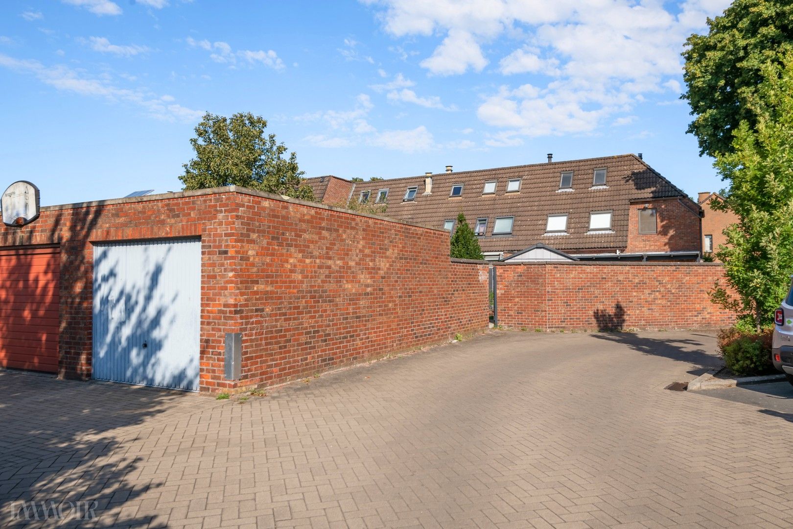 Charmante HOB met zuidgerichte tuin en garage in Brasschaat. foto 28