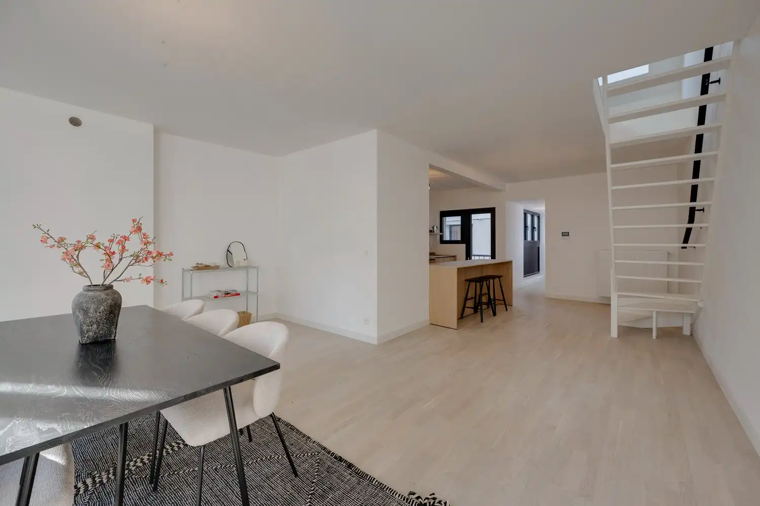 Luxueus gerenoveerde duplex van 158m² te Antwerpen foto 3
