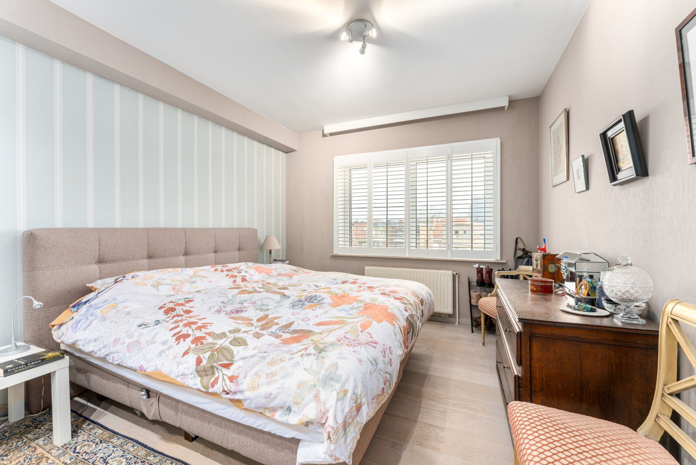 Ruime woning met garage en fantastische tuin te Heist-Aan-Zee. foto 10