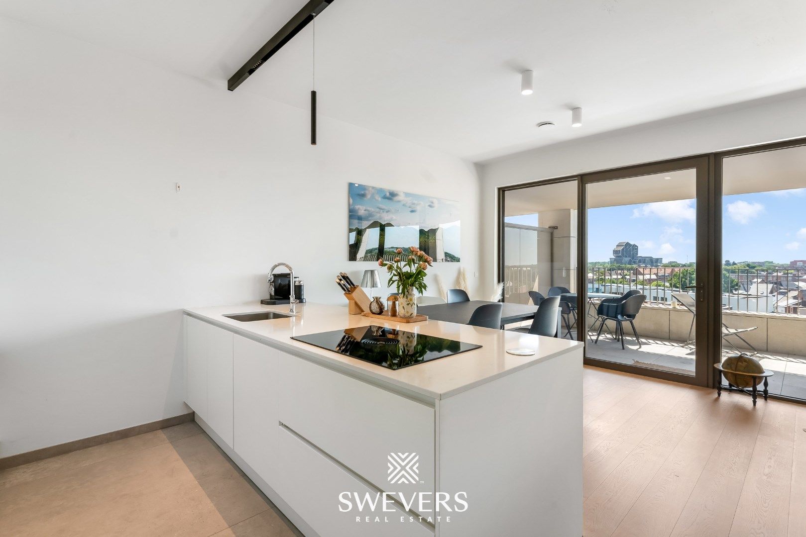 Luxueus instapklaar appartement met twee terrassen én parkeergarage  in Quartier Blue foto 5