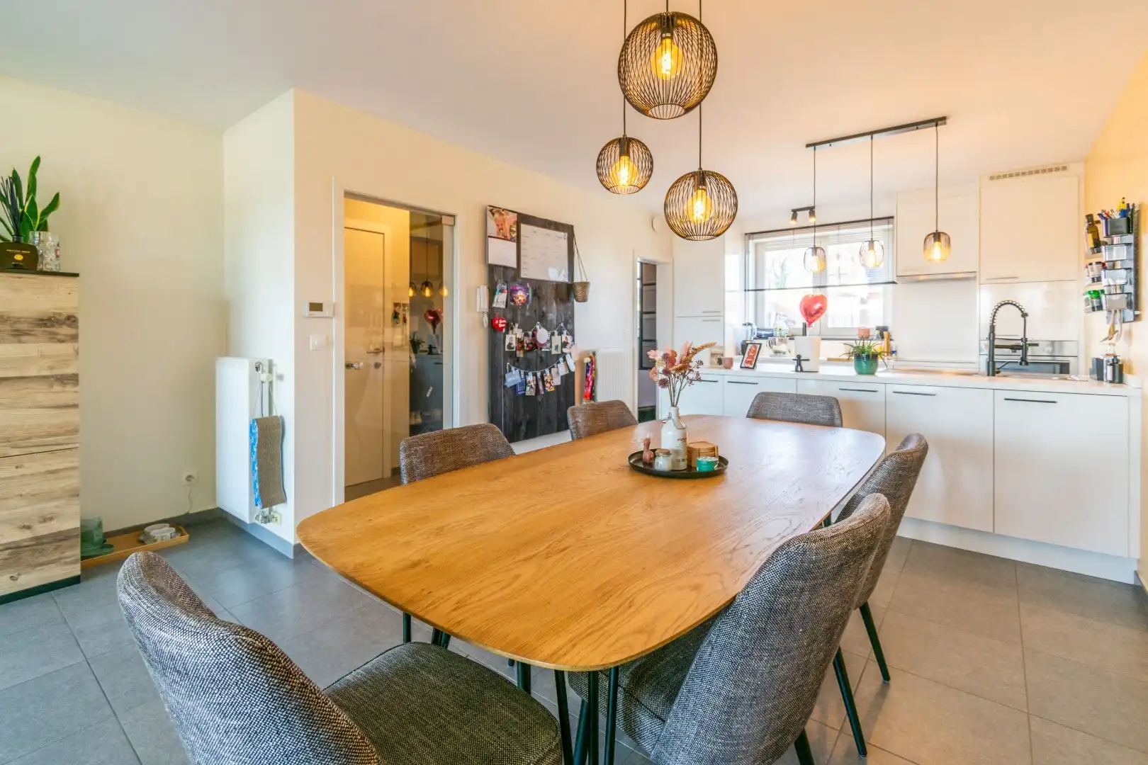 Een ruim en perfect onderhouden appartement! foto 11