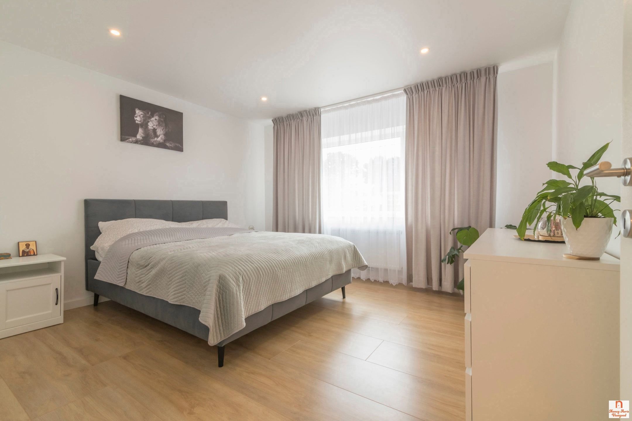 Grondig gerenoveerde splitlevelwoning in een rustige straat foto 19