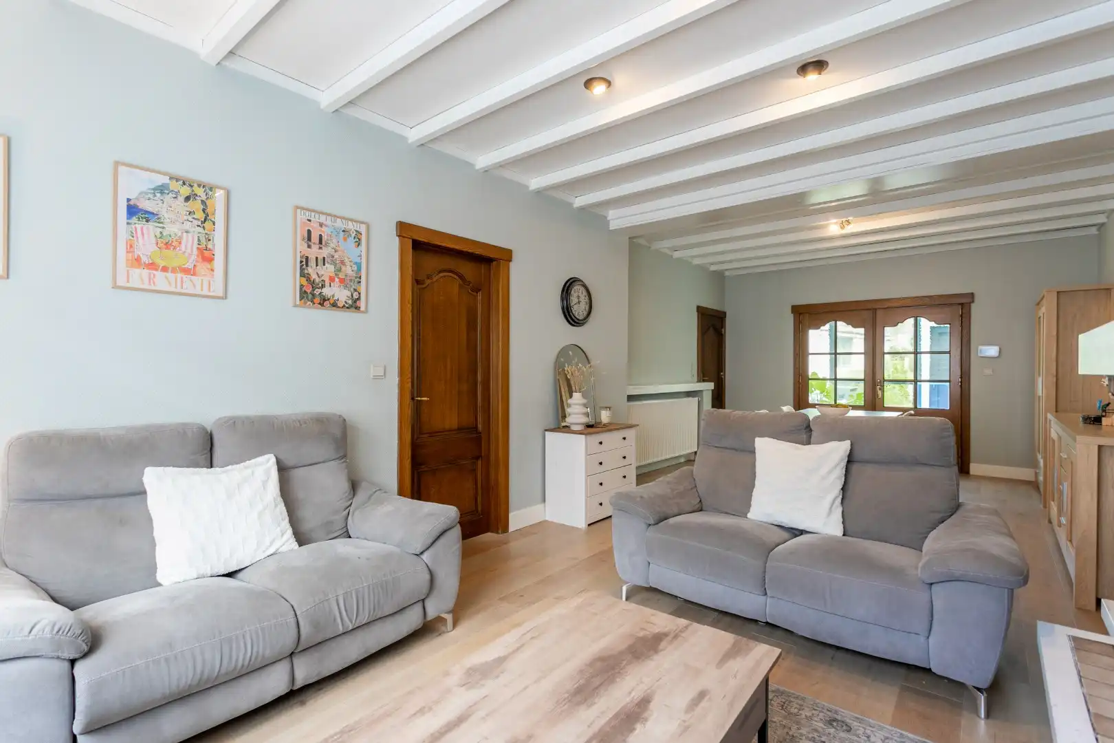 Gerenoveerde 3-gevelwoning met tuin en 4 slaapkamers te Sint-Genesius-Rode foto 4