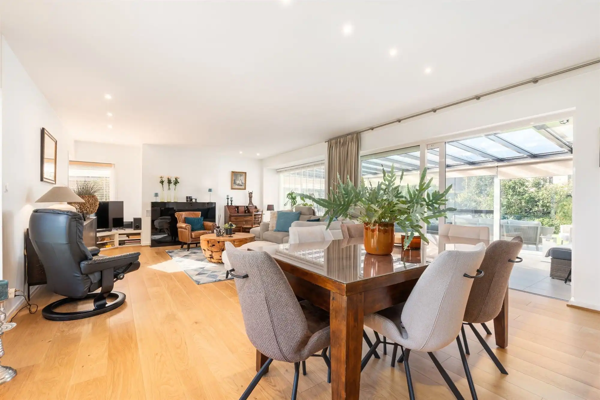 Prachtige bungalow in klassevolle wijk! foto 7