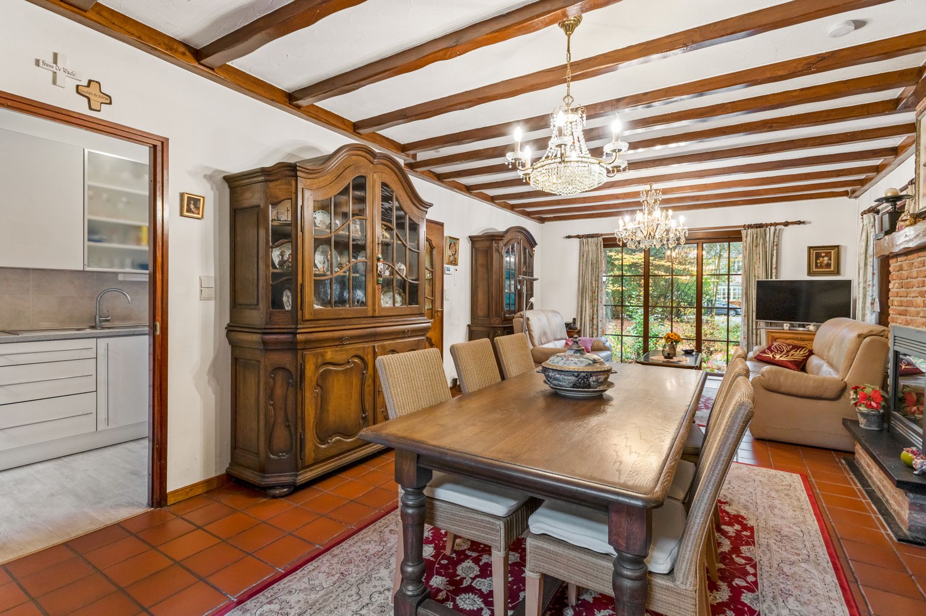 Te renoveren gelijkvloers landhuis op een perceel van ca. 1475 m² foto 12