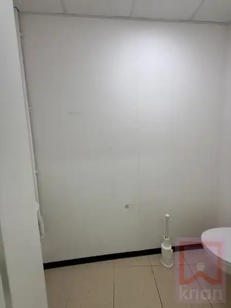 Strategisch kantoor op toplocatie in Geel foto 9