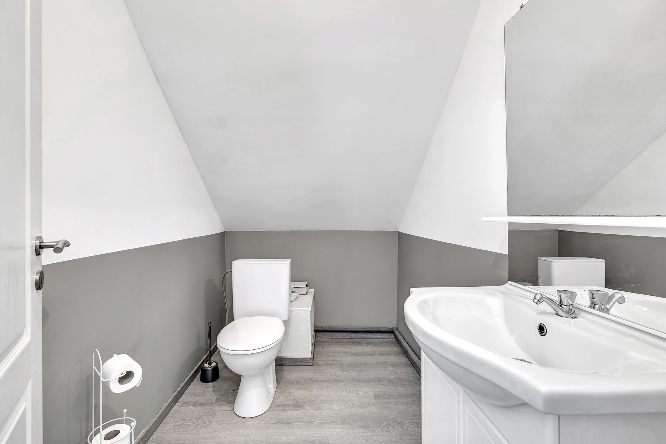 Ruime landelijke villa met 7 slaapkamers en prachtig tuin foto 23