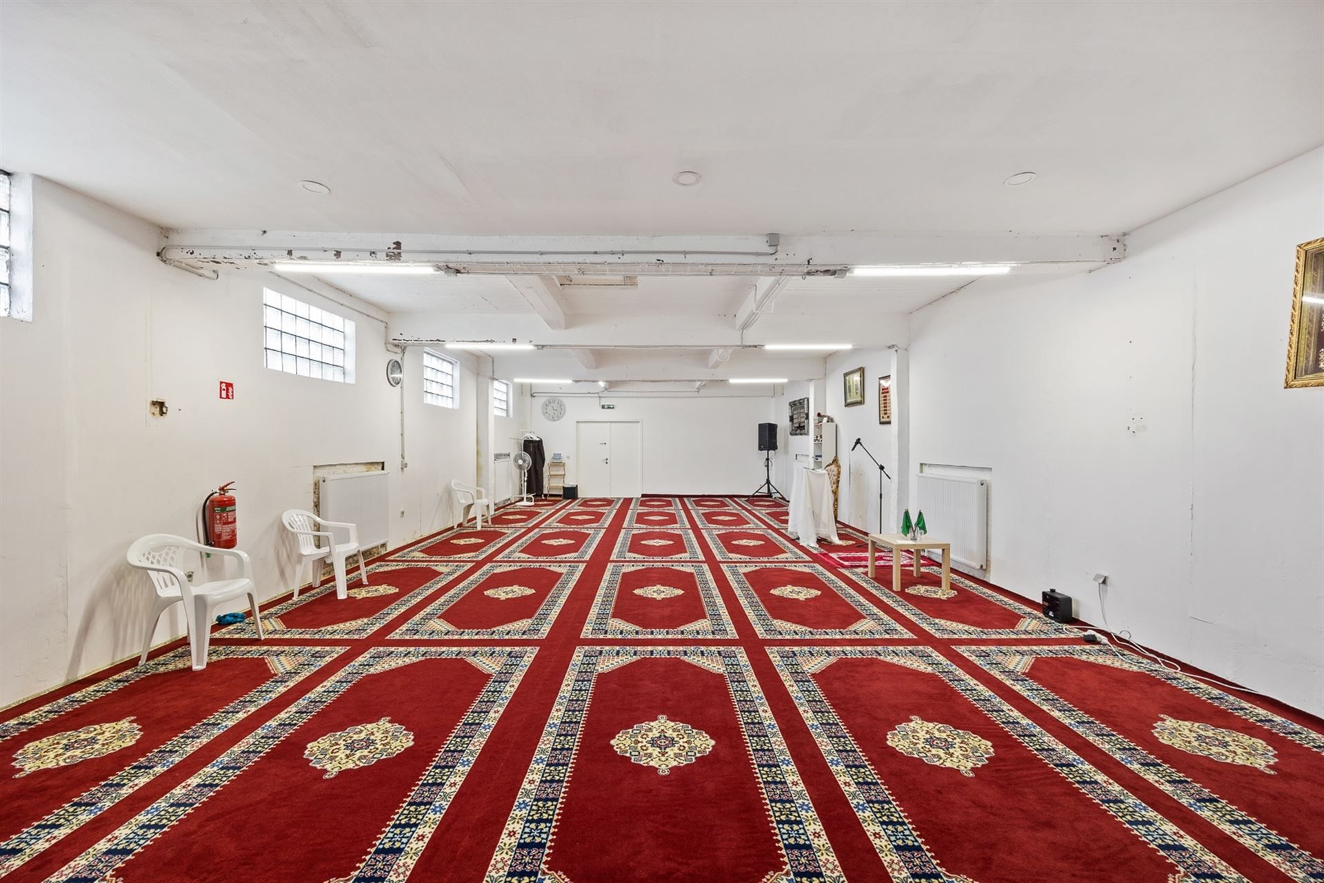 Handelsruimte met magazijn van 330 m2 foto 9