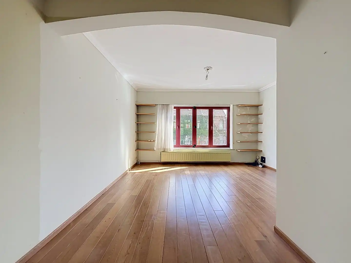 Ruime bel-etagewoning met 4 slaapkamers en grote zuidoostgerichte tuin in Leuven foto 4