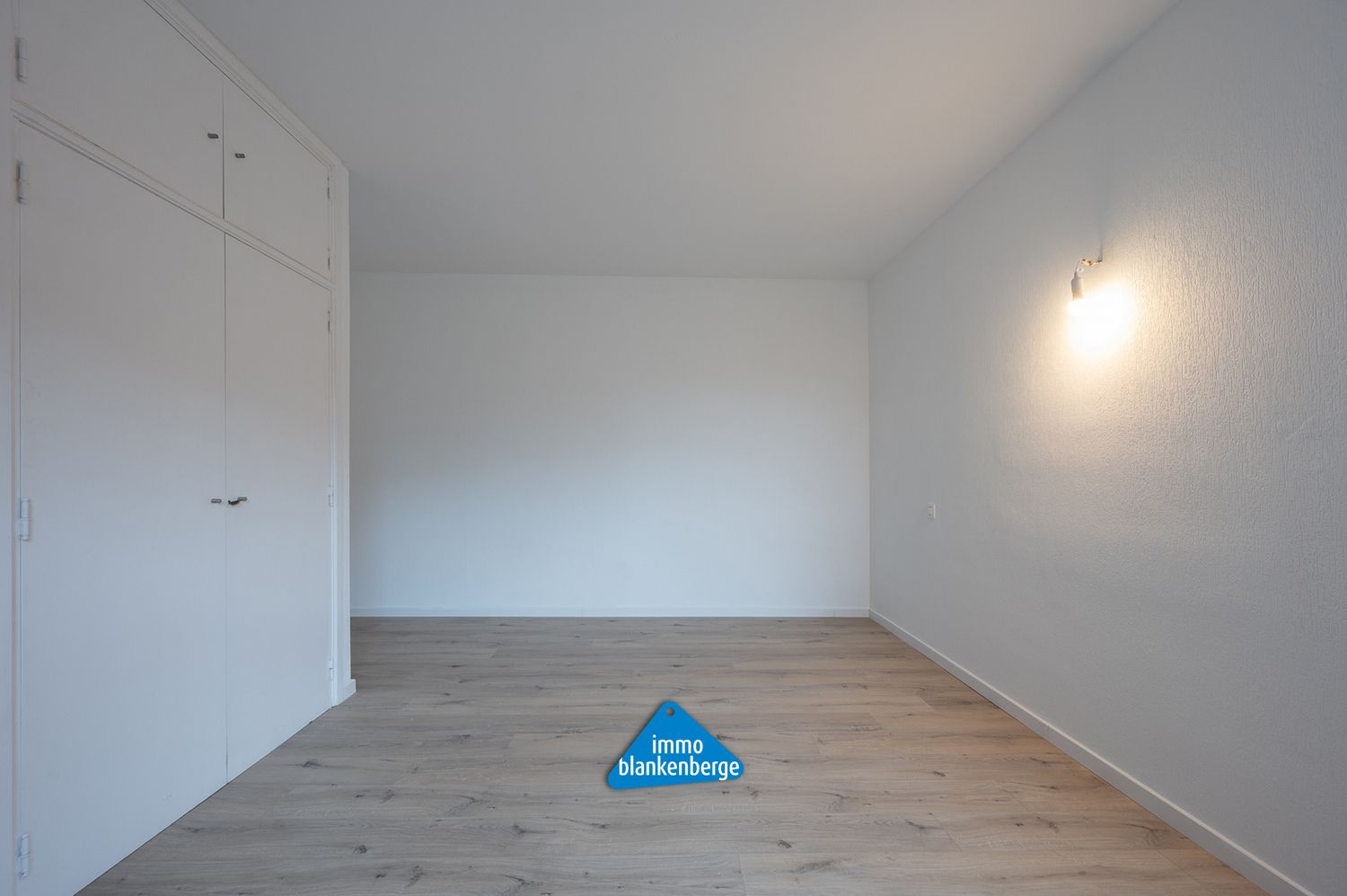 Prachtig gerenoveerd Hoekappartement met Havenzicht te Blankenberge foto 23