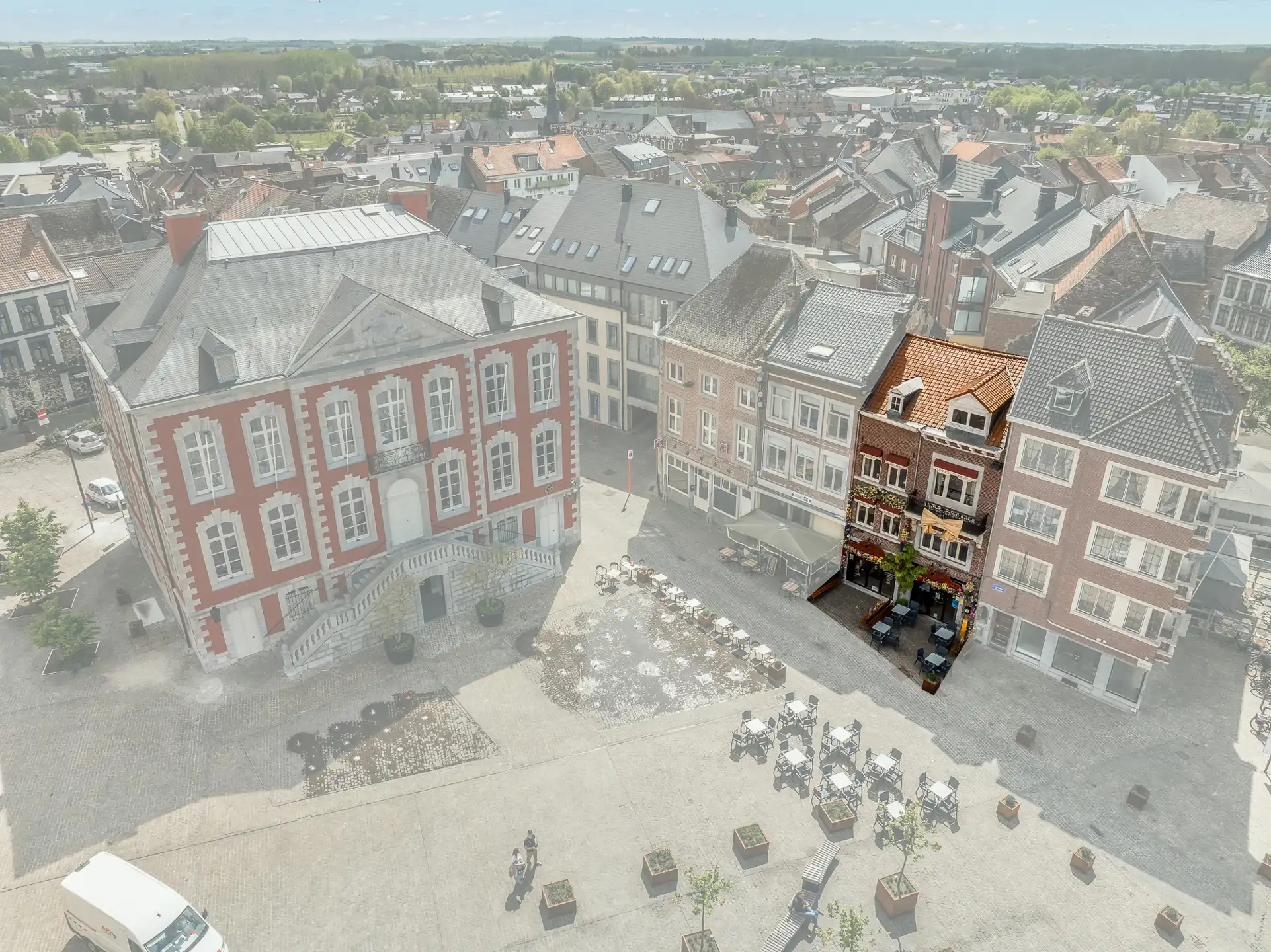 Karaktervol handelspand met gerenommeerd ijssalon en B&B foto 33