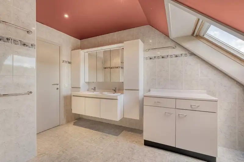 Polyvalente kantoorruimte met 3 slaapkamer appartement TE KOOP in Tielt! foto 34