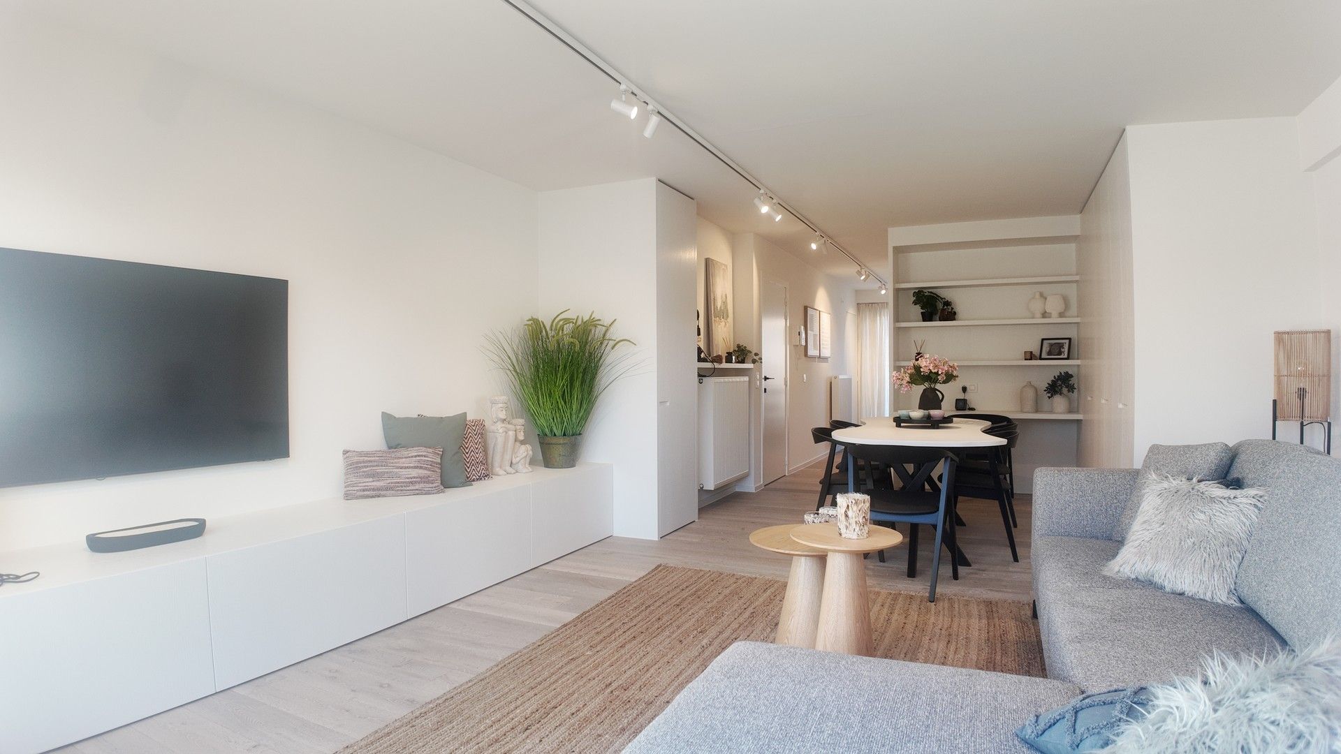 Stijlvolle duplex met twee terrassen nabij de zeedijk foto 6