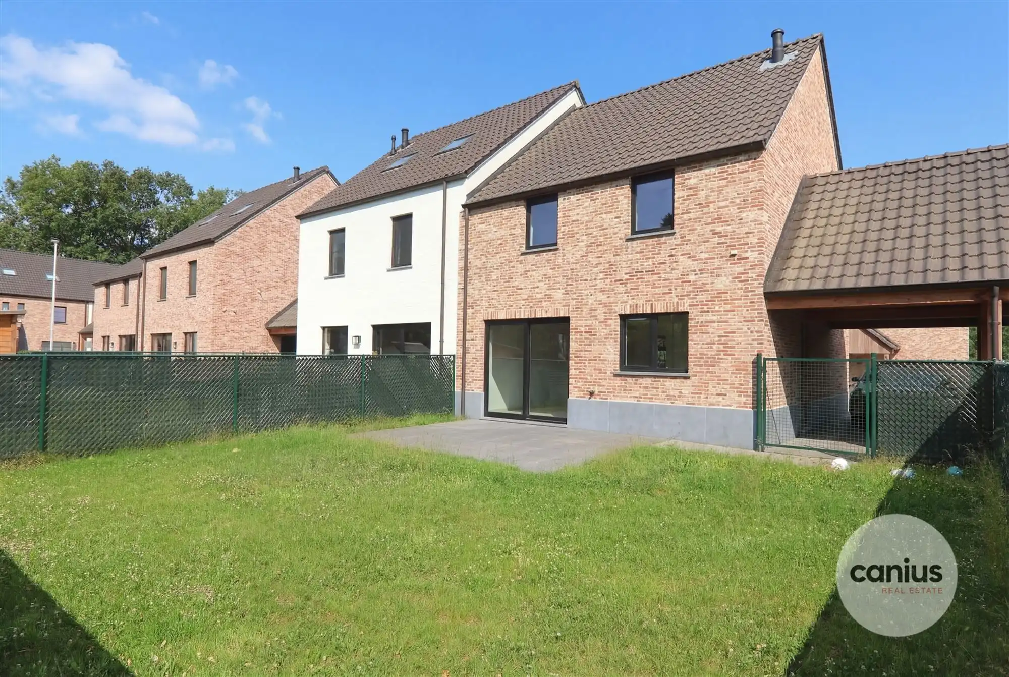 LANDELIJKE WONING MET 3 SLKS EN CARPORT foto 12