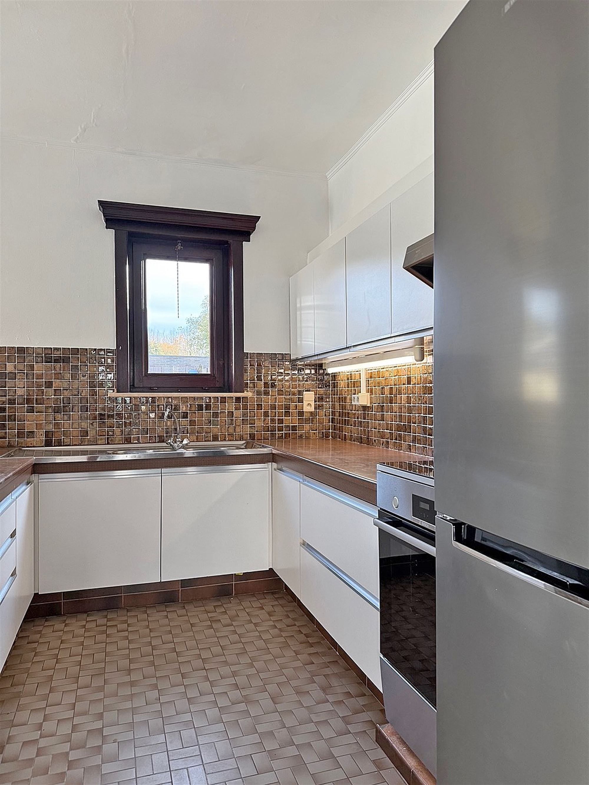 DORPSWONING met 3 slaapkamers, garage & tuin/terras  foto 6