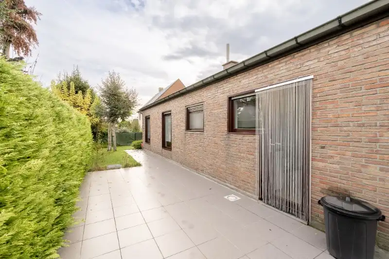 Open bebouwing op mooi perceel in rustige wijk. foto 16