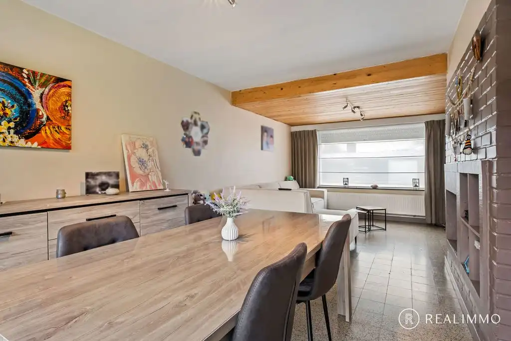 Instapklare halfopen bebouwing op 359 m² te Moen foto 5