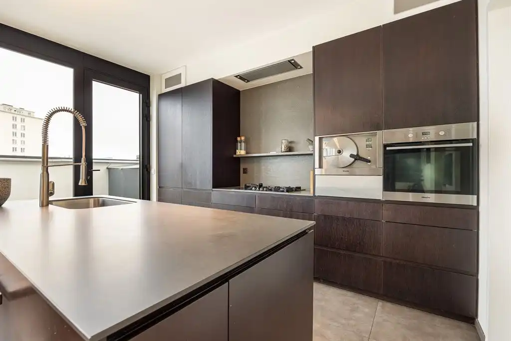 Luxe afgewerkt appartement in hartje Borgerhout foto 3