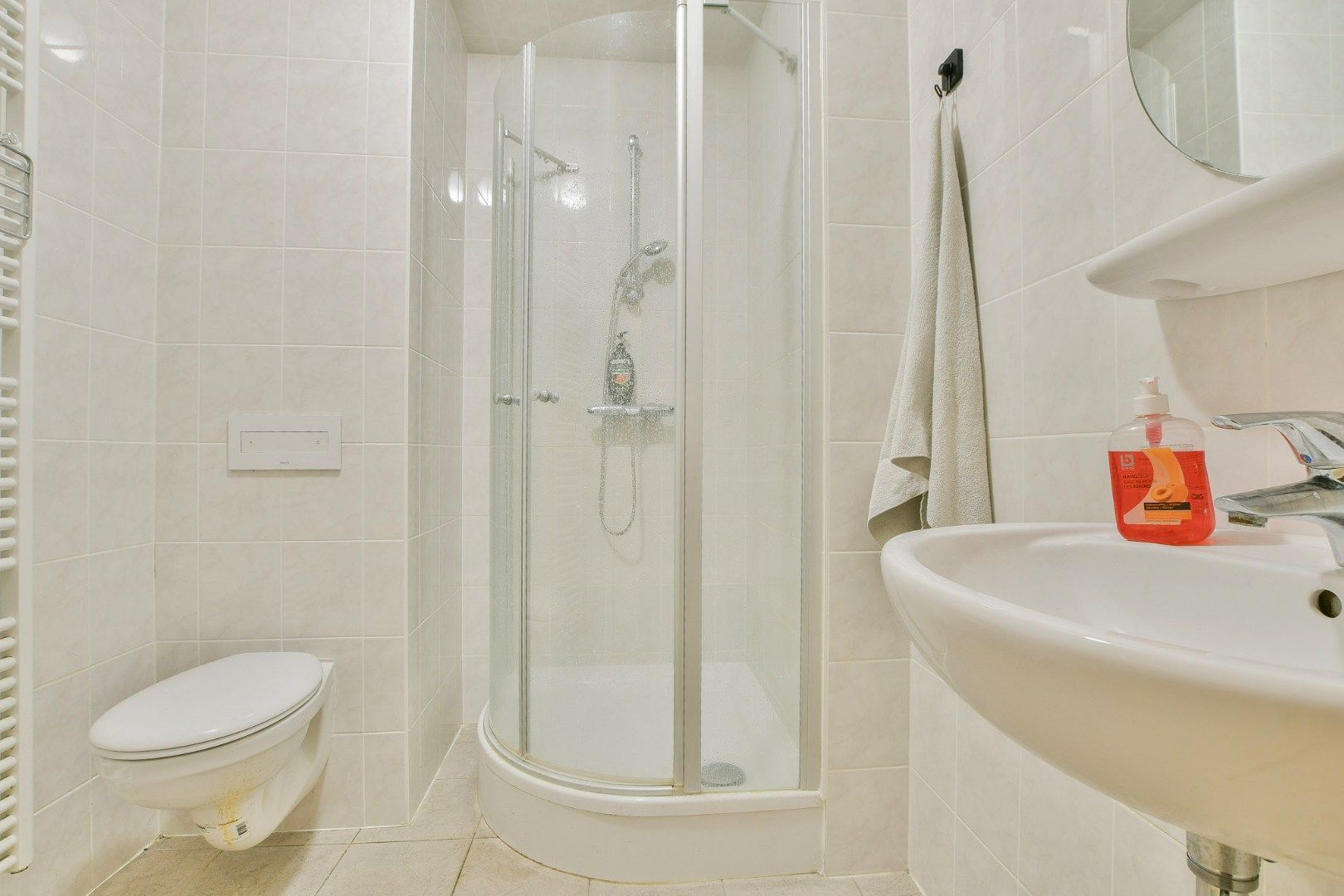 Lichtrijk twee slaapkamer appartement te huur in Oostende foto 7