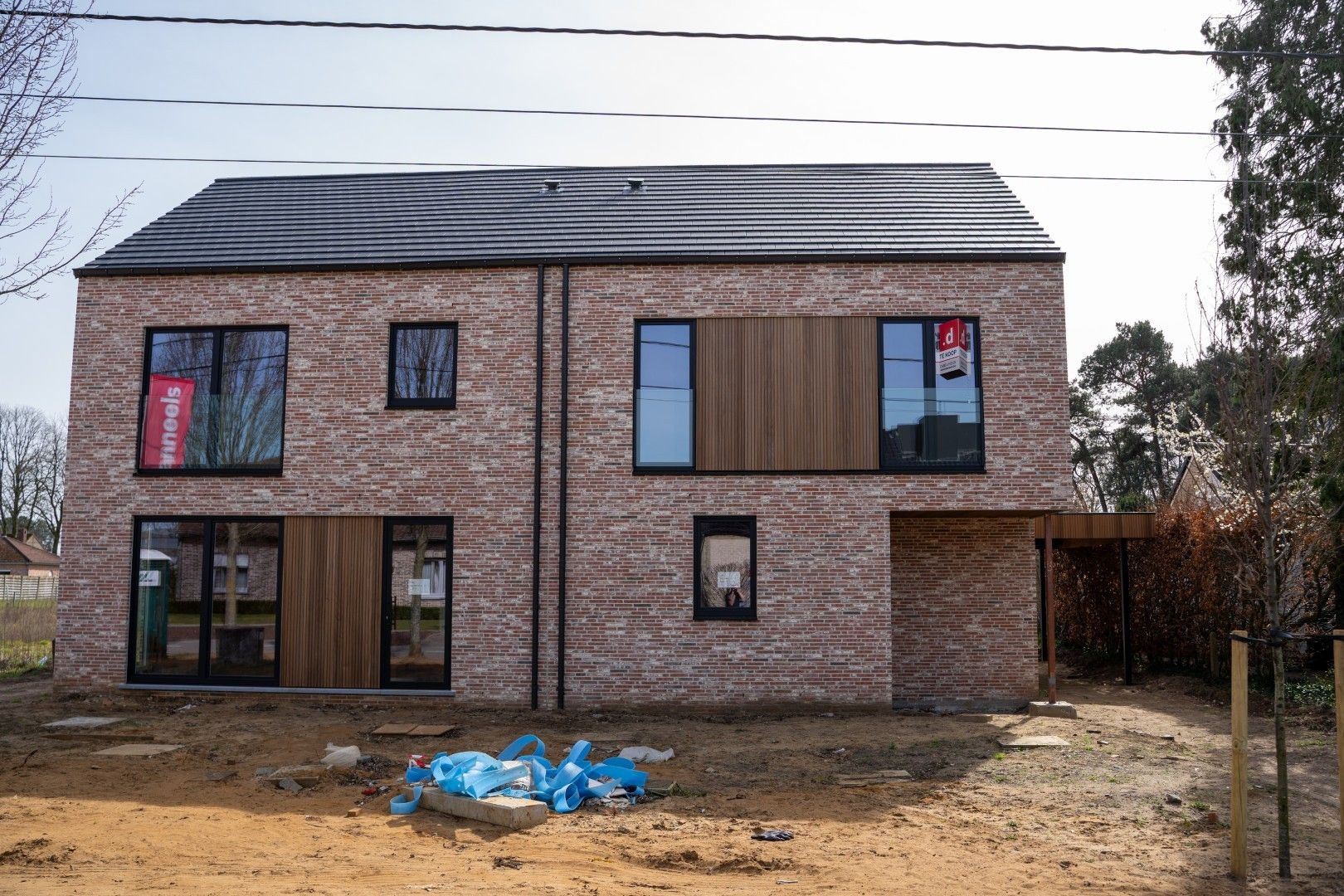 Energiezuinige halfopen bebouwing met zuid gerichte tuin foto 3