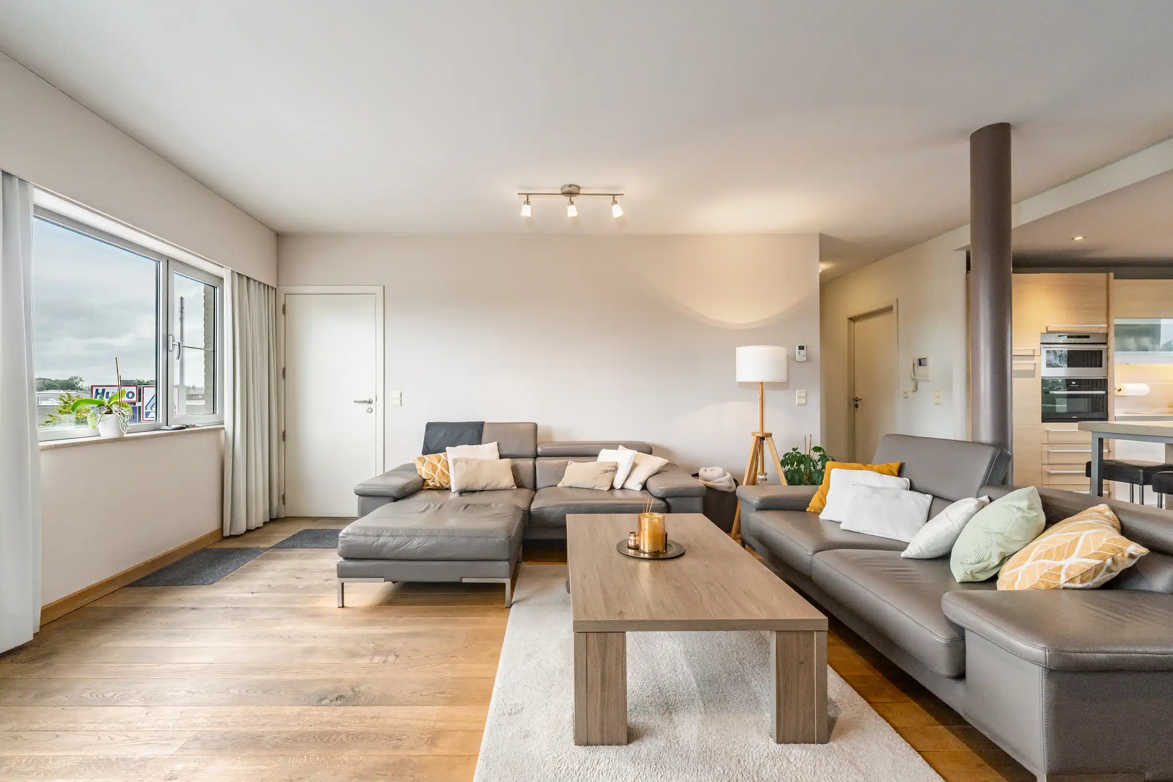 LICHTRIJK 2-SLAAPKAMERAPPARTEMENT MET ZUIDTERRAS foto 2