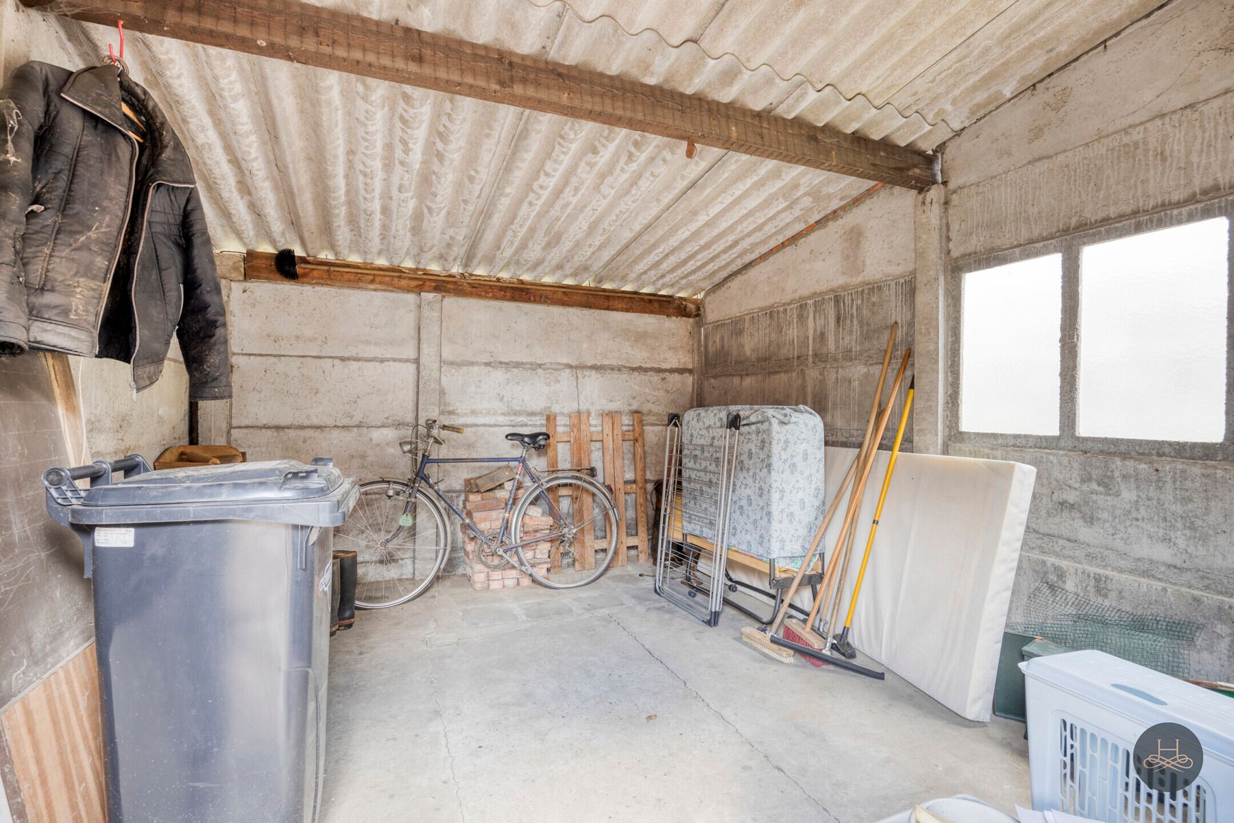 Te renoveren woning in rustige omgeving foto 21