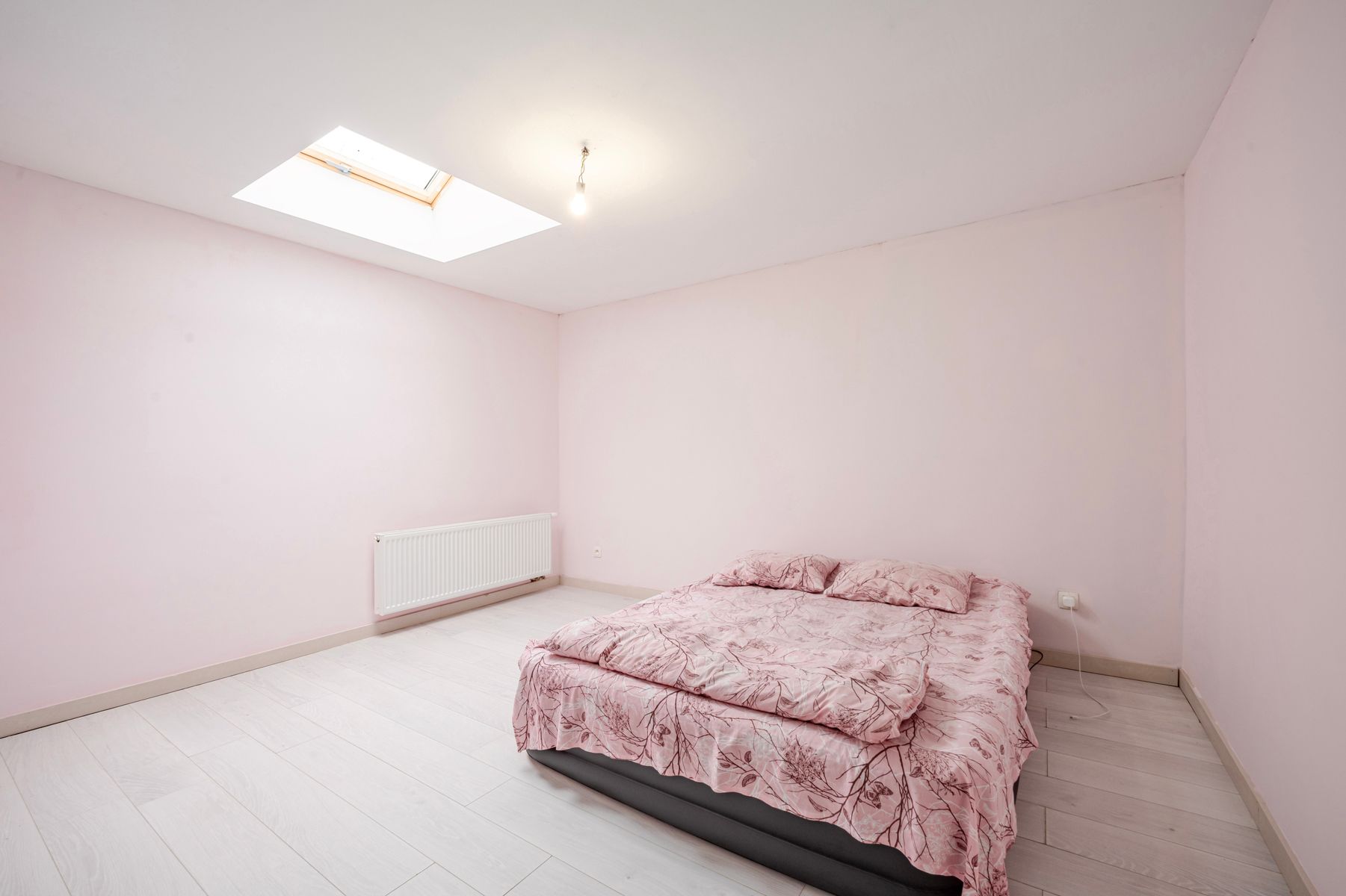 Halfopen woning met 4 slaapkamers en grote tuin in Evergem foto 12