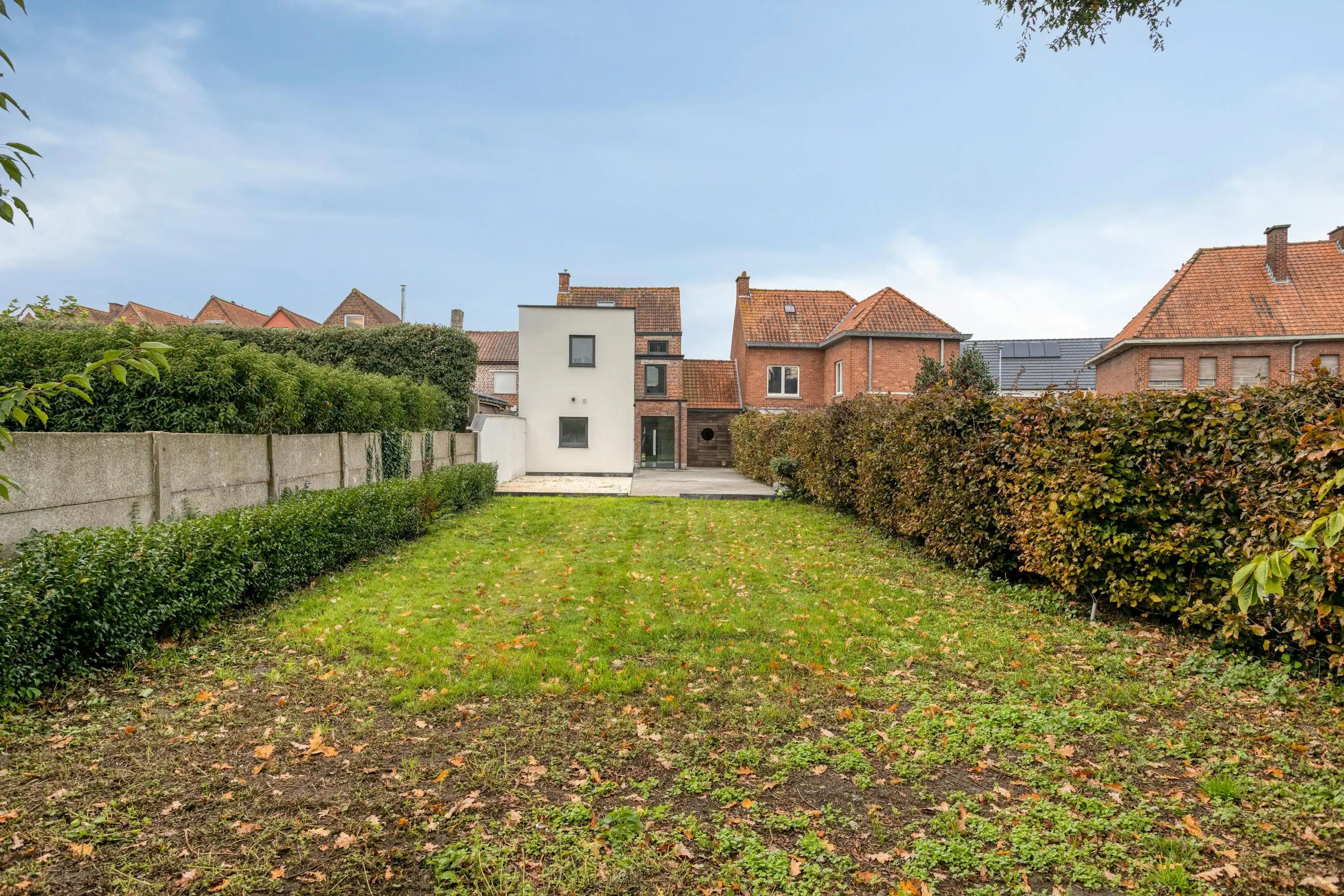 Volledig gerenoveerde en instapklare woning met grote tuin foto 23
