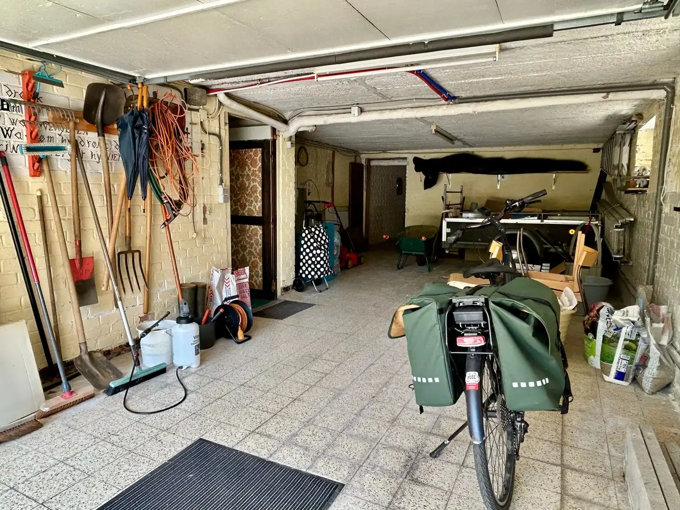 Instapklare woning met prachtige tuin in het rustige Korbeek-Lo foto 21