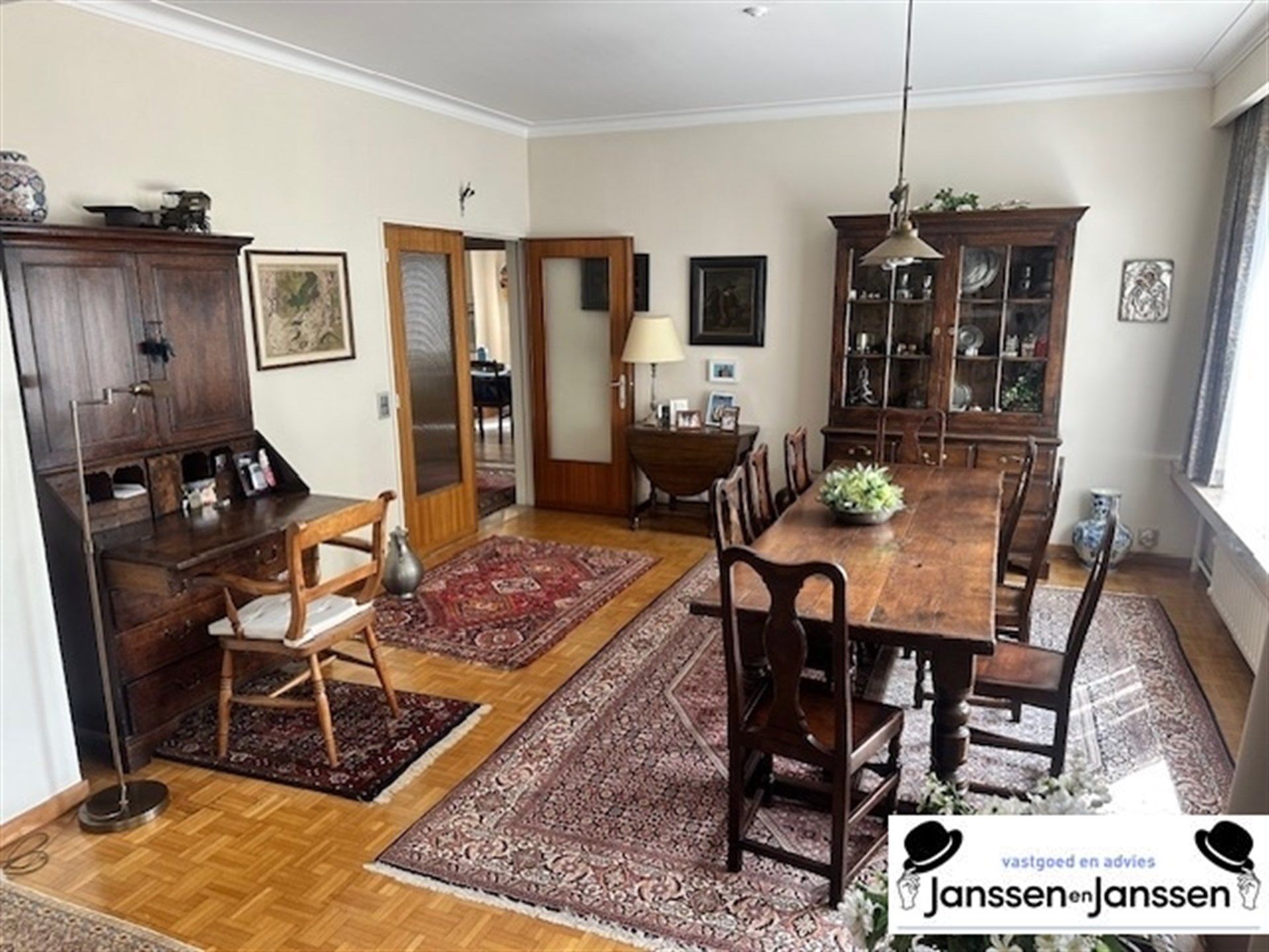 prachtig appartement in Wilrijk, een verborgen parel in de stad! foto 10