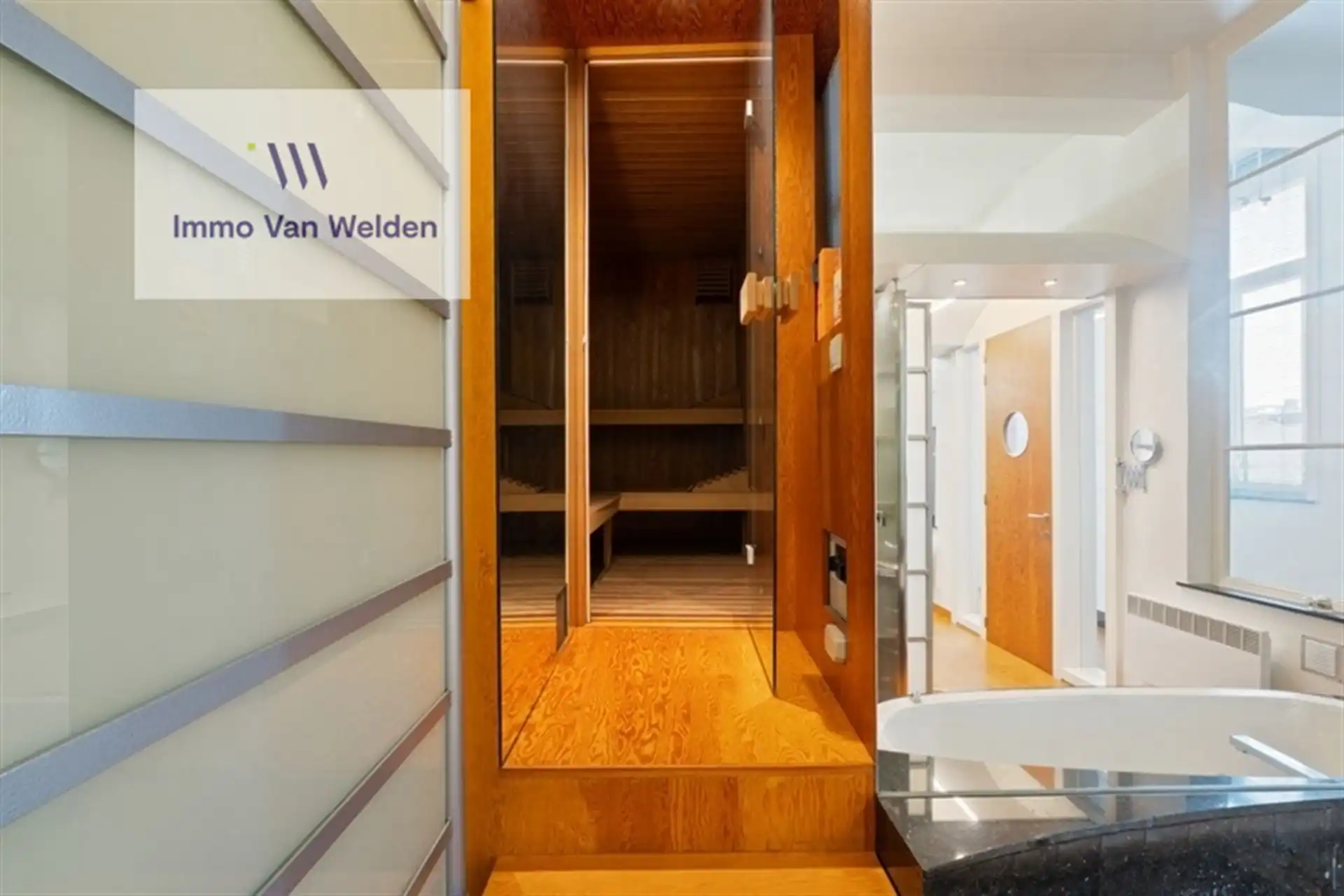 Unieke karakterwoning met handelszaak in hartje Oudenaarde – de voormalige drukkerij “De Scheldegalm” foto 28