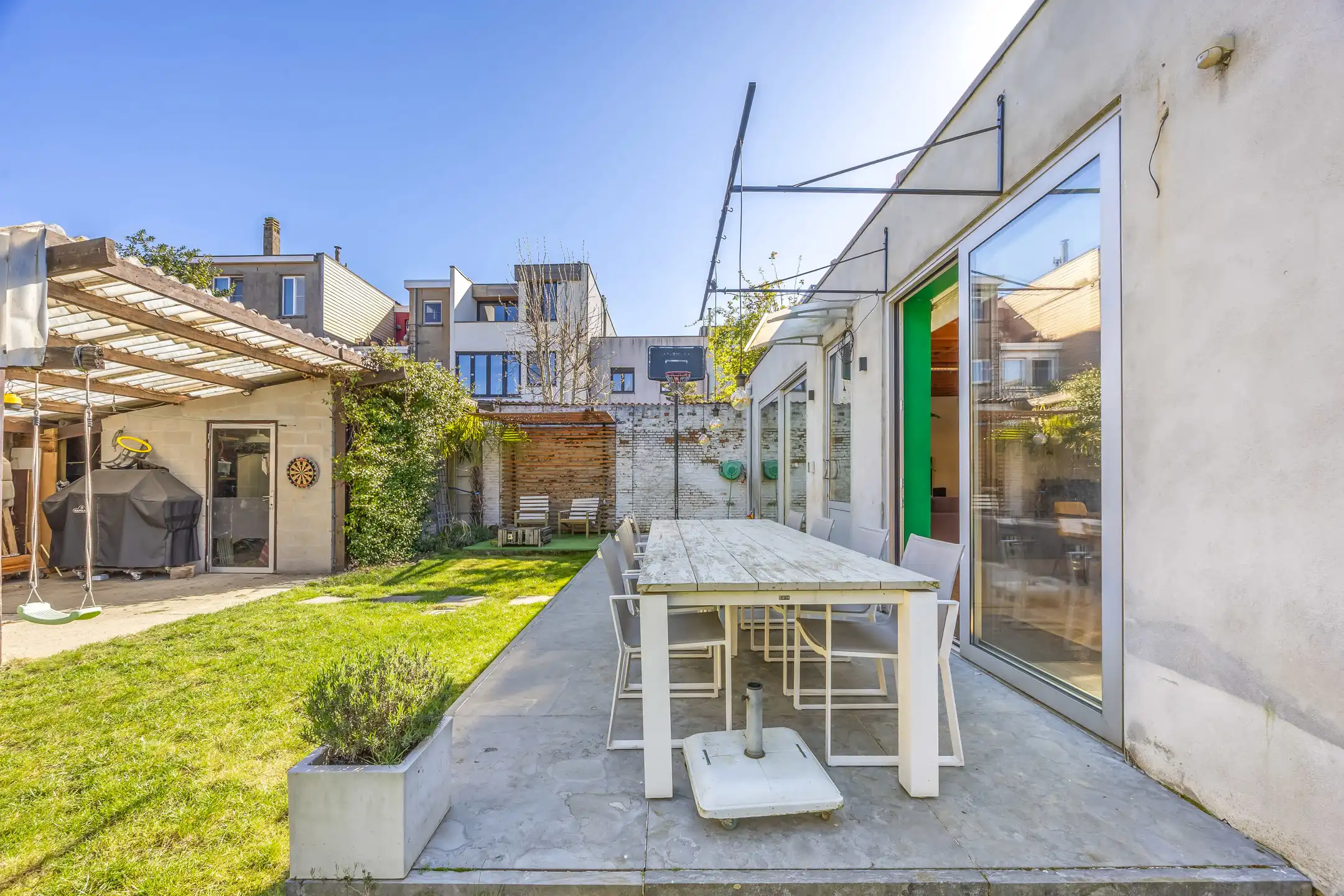 Verborgen loftwoning met tuin, parking & laadpaal in Deurne foto 21