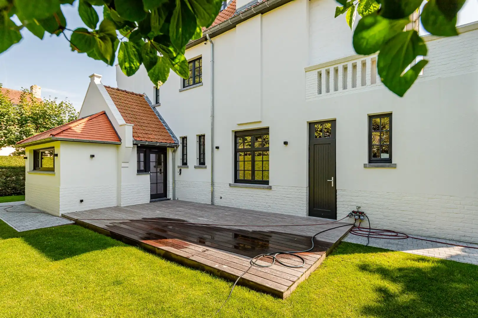 Prachtige, ruime villa in typische Zoute-stijl met centrale ligging in alle rust foto 12